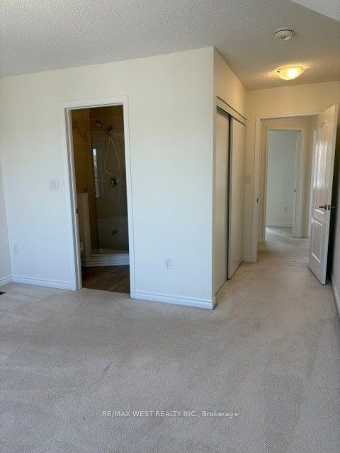 16 Hills Thistle Drive Property Photo 6