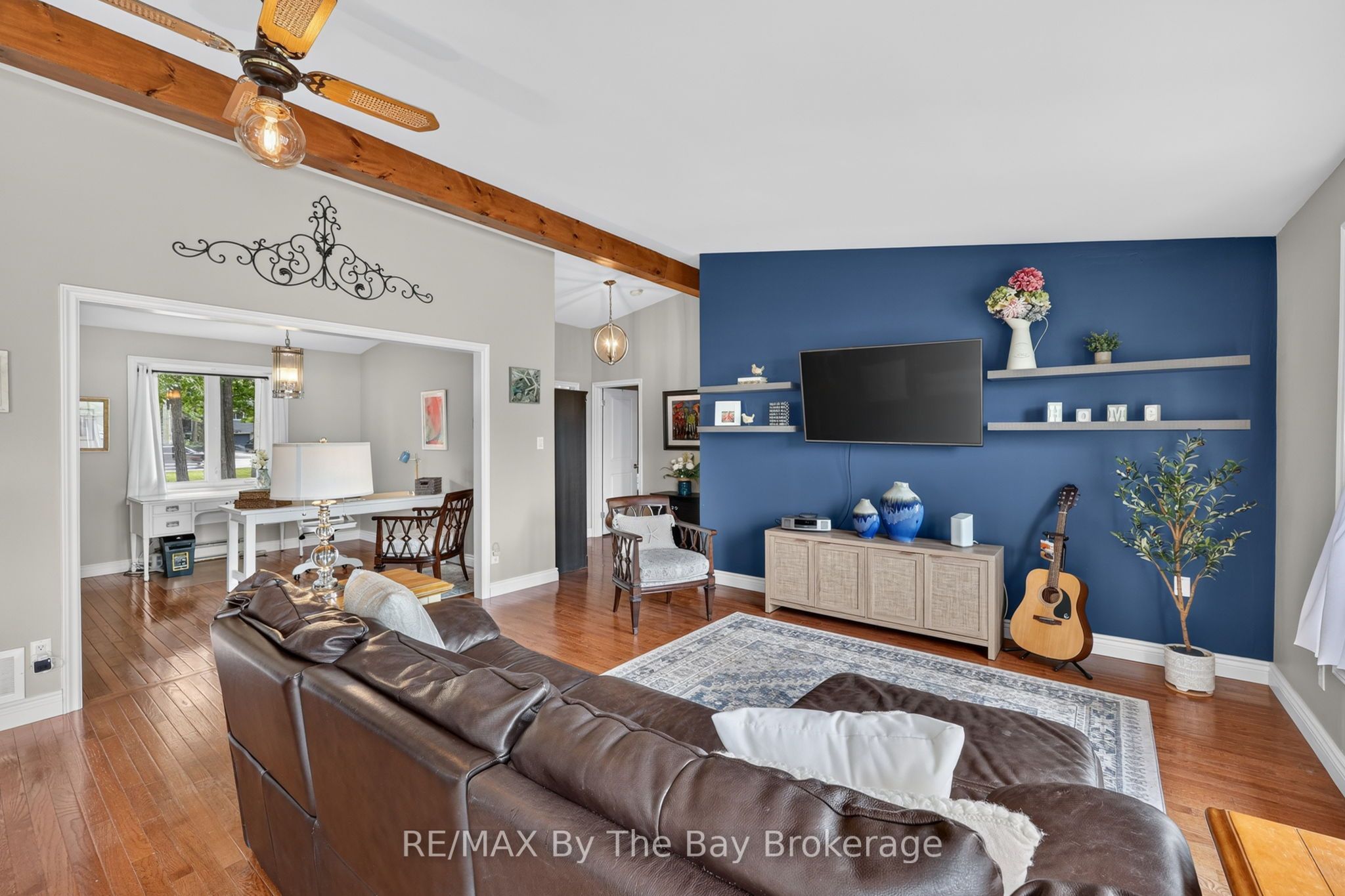 1434 River Road W Property Photo 12
