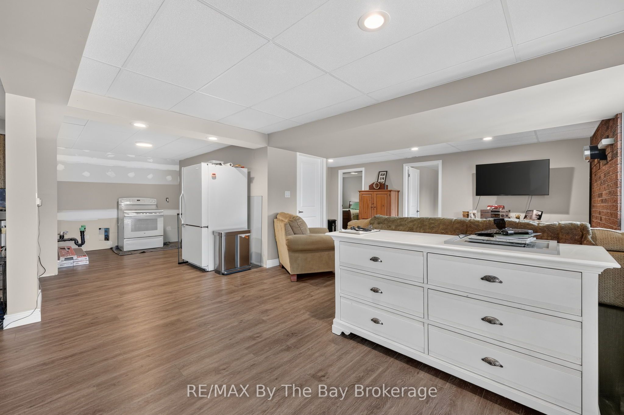 1434 River Road W Property Photo 25