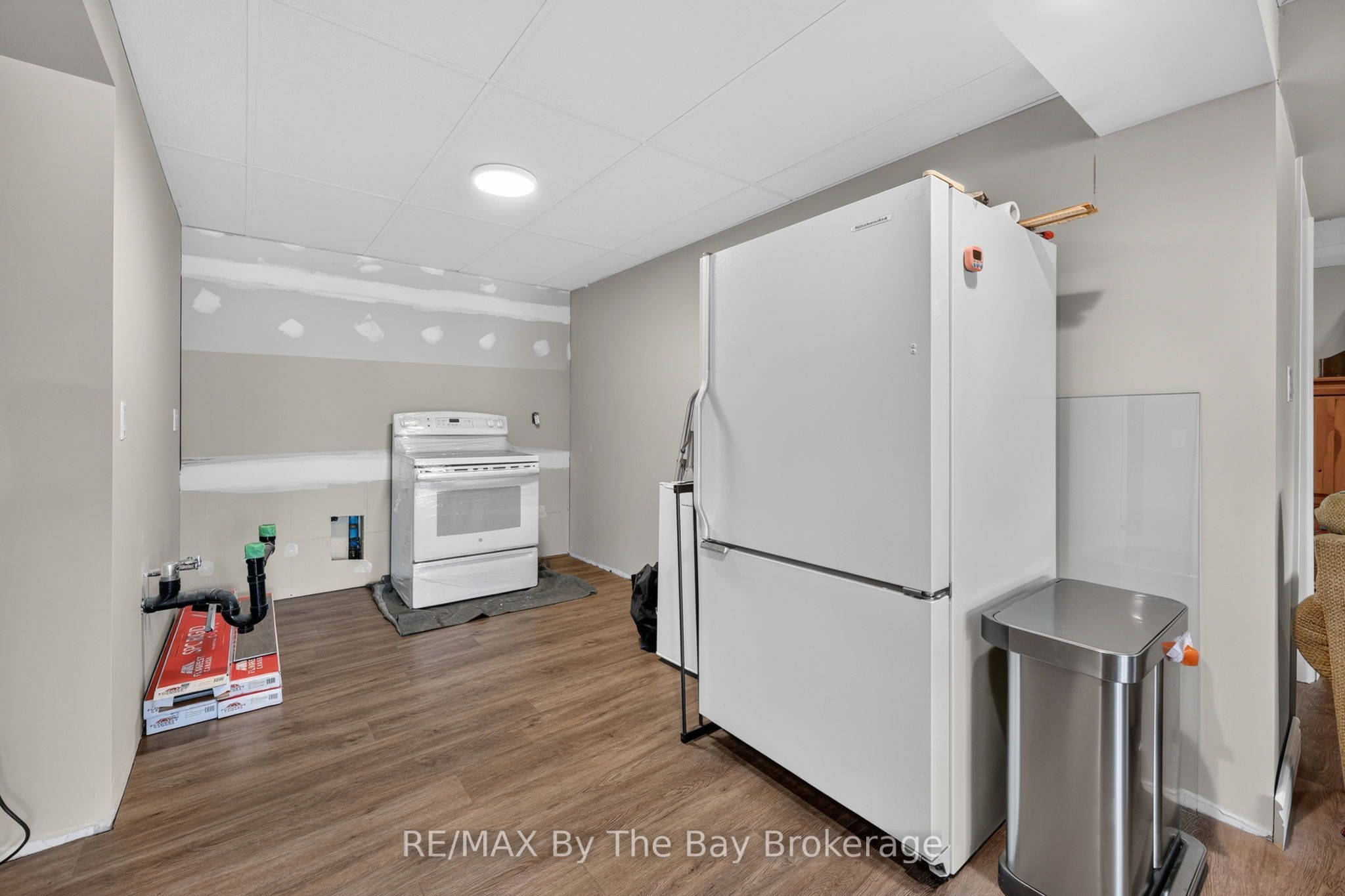 1434 River Road W Property Photo 26