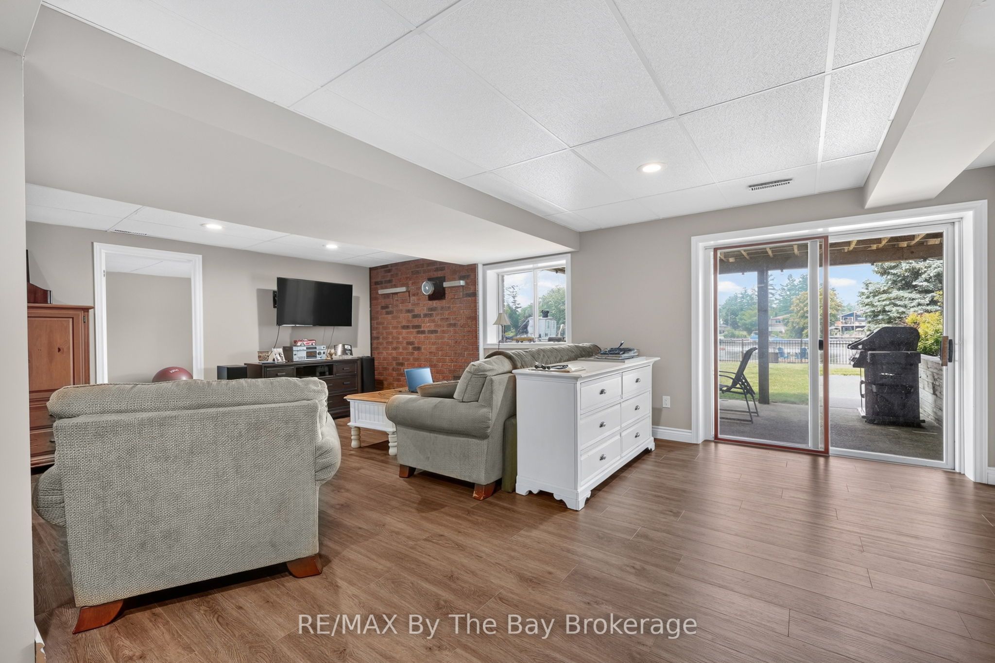 1434 River Road W Property Photo 27