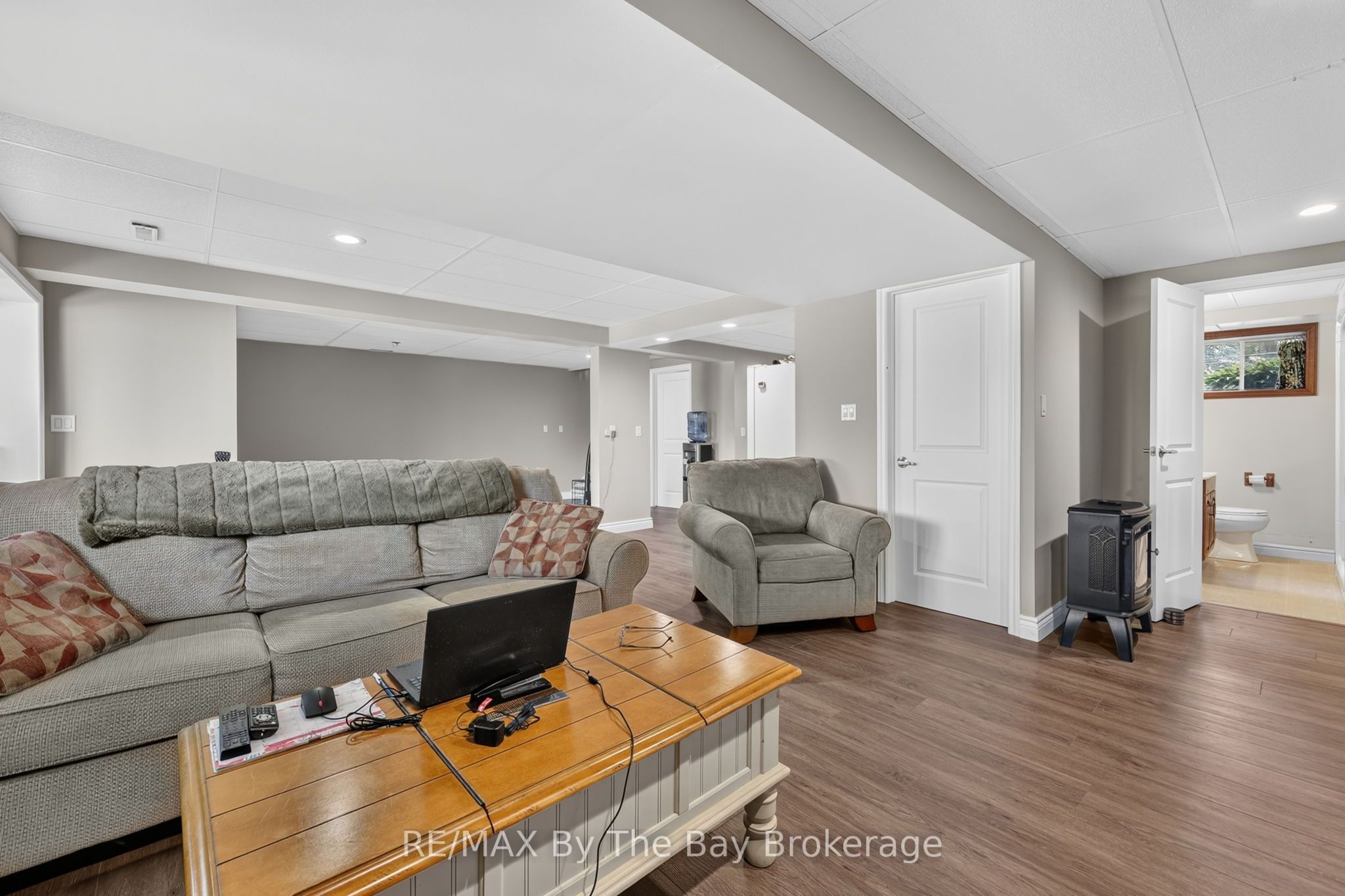 1434 River Road W Property Photo 28