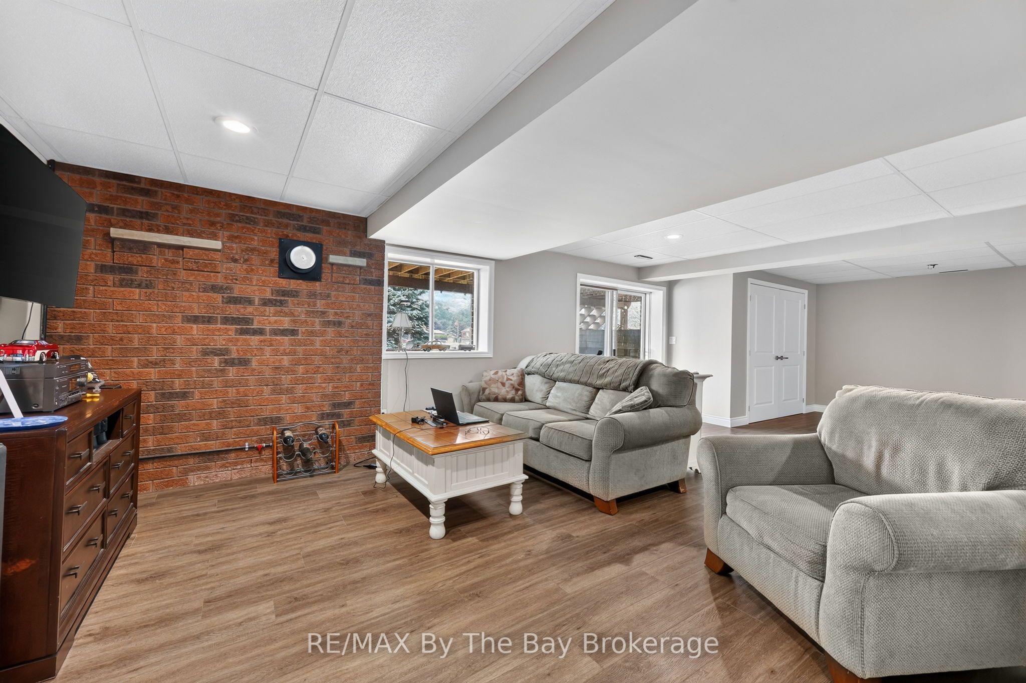 1434 River Road W Property Photo 29