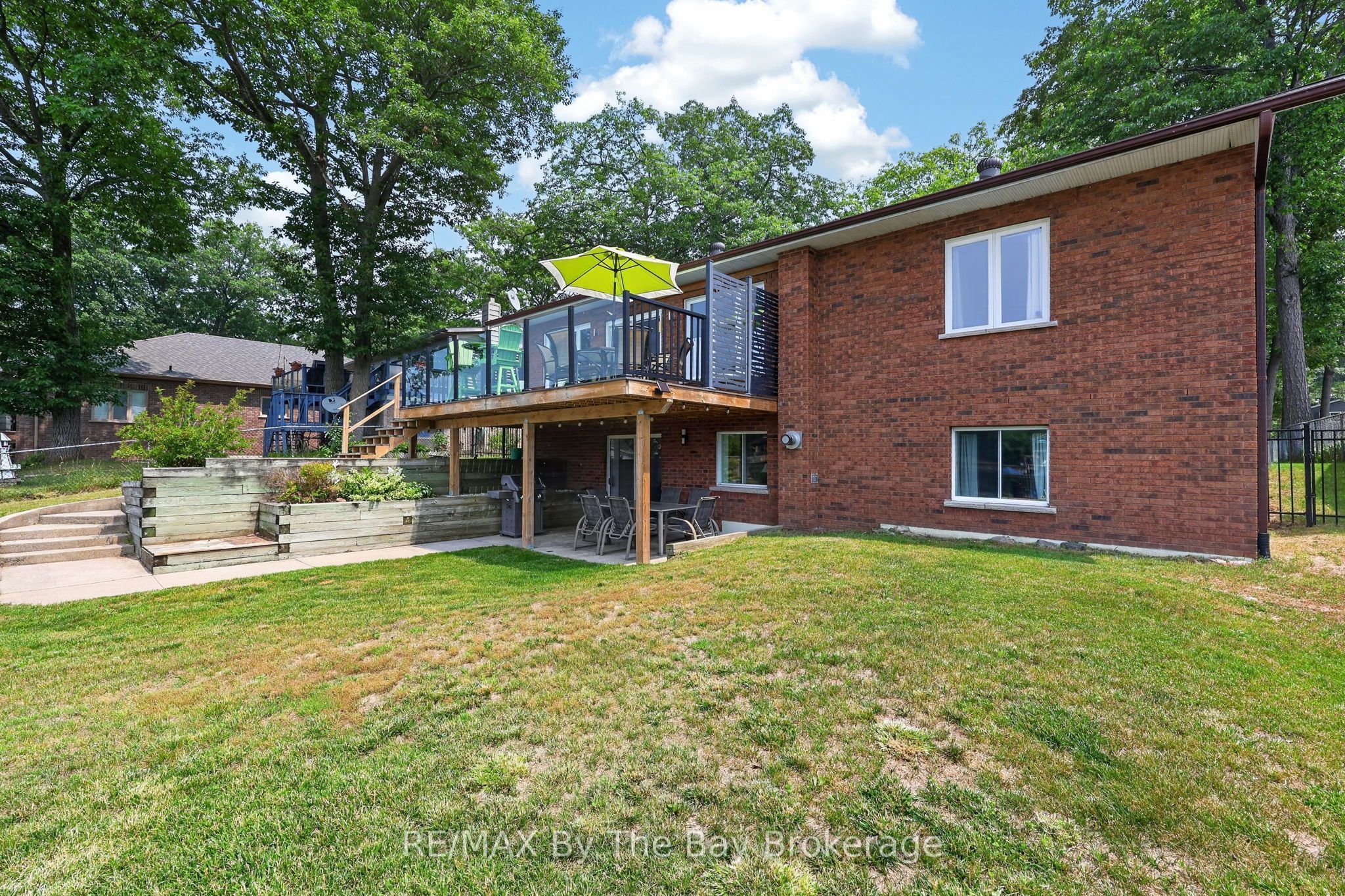 1434 River Road W Property Photo 37