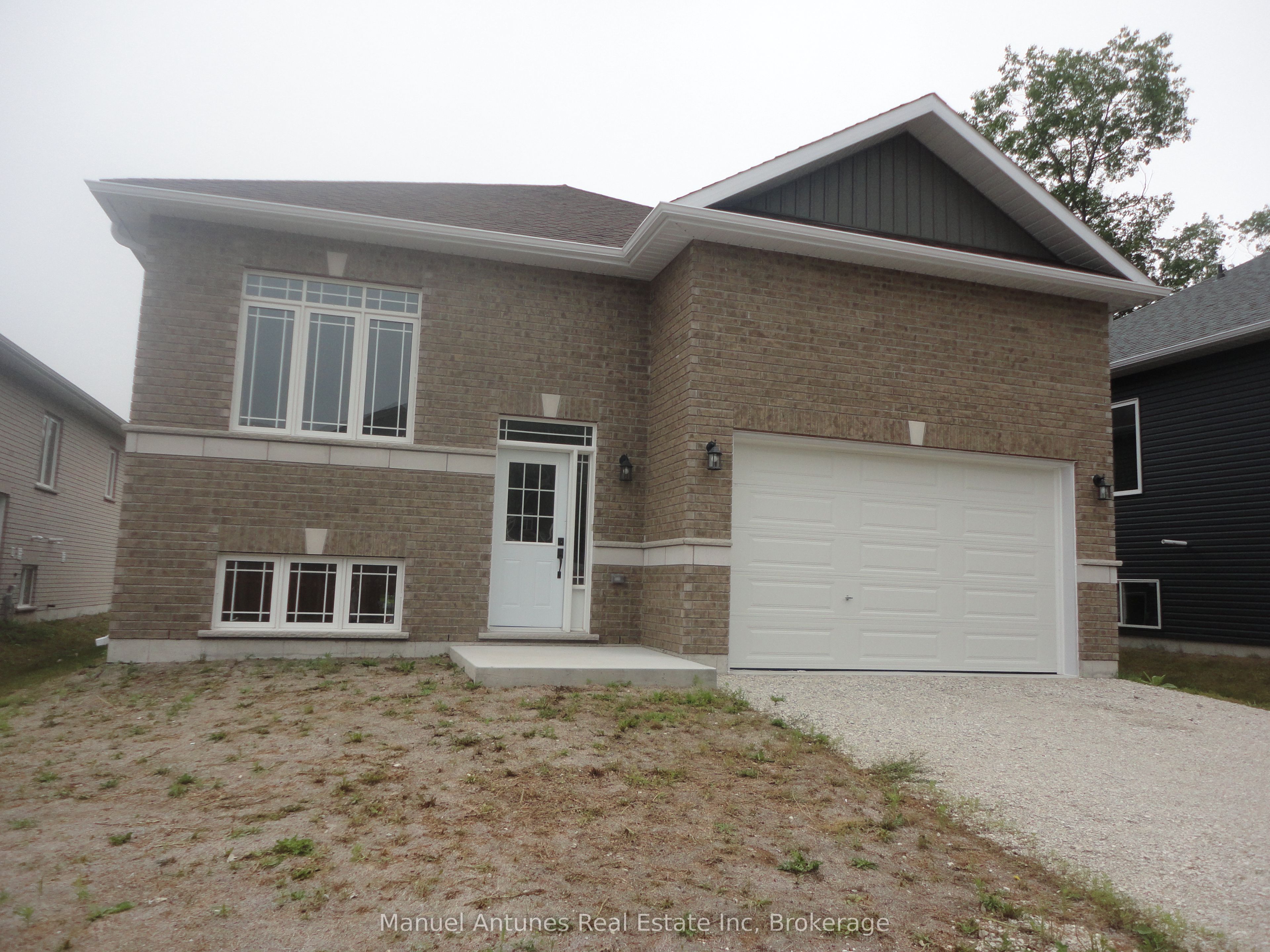4 Joanne Crescent Property Photo 4