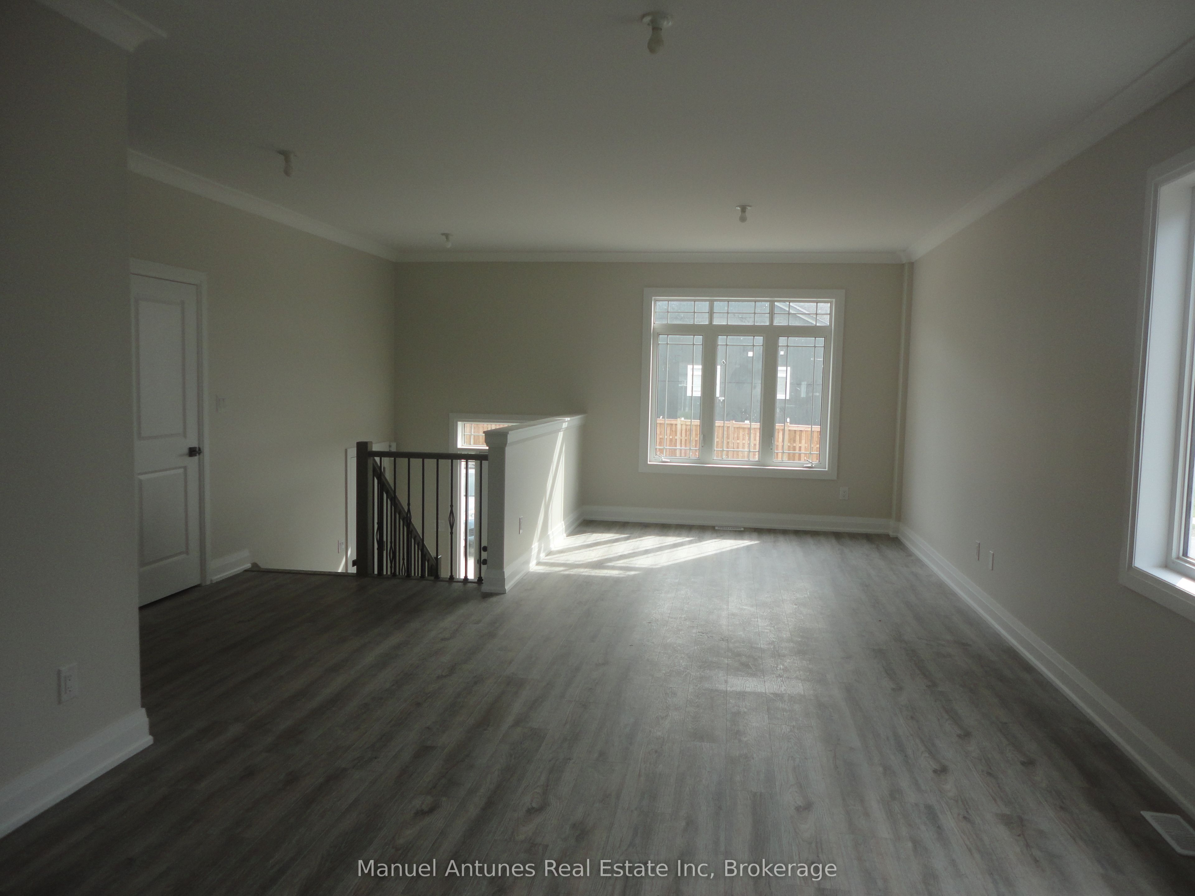 4 Joanne Crescent Property Photo 9