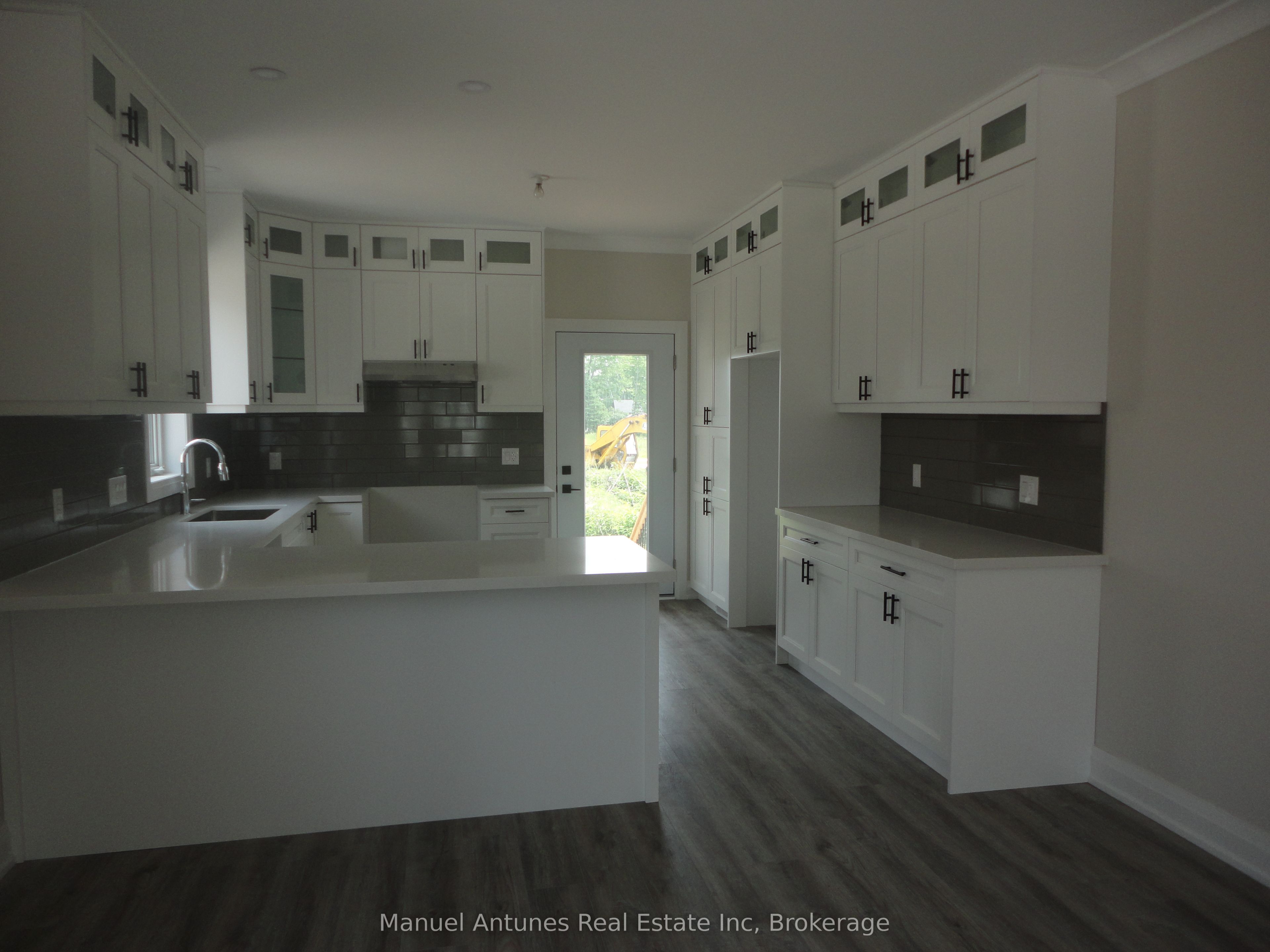 4 Joanne Crescent Property Photo 12