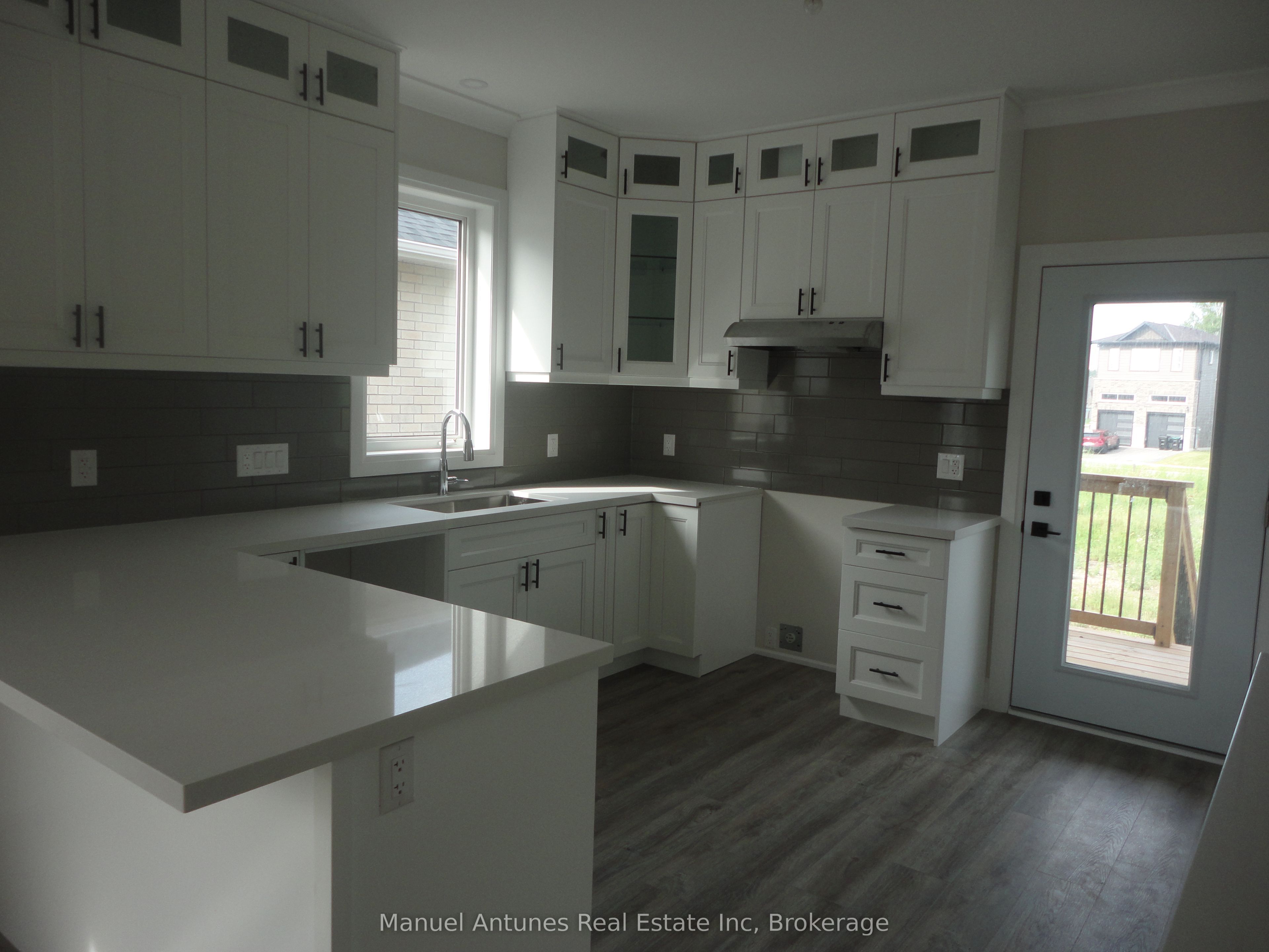 4 Joanne Crescent Property Photo 16