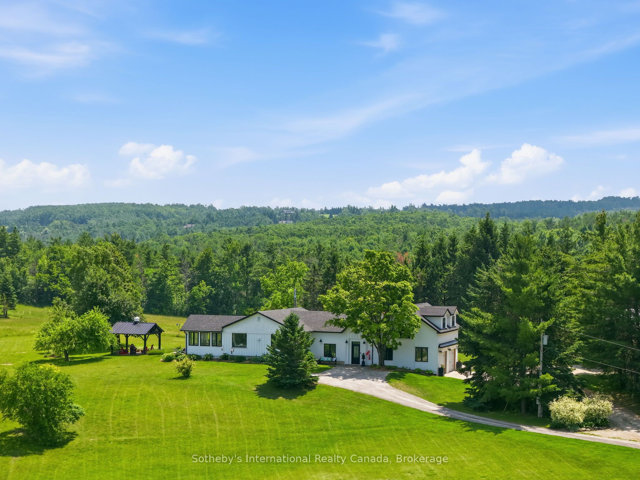9263 91 County Road Property Photo 1
