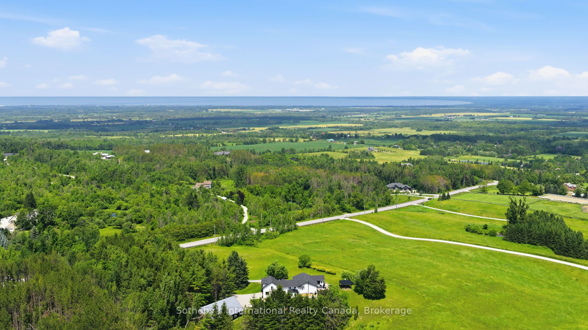9263 91 County Road Property Photo 2