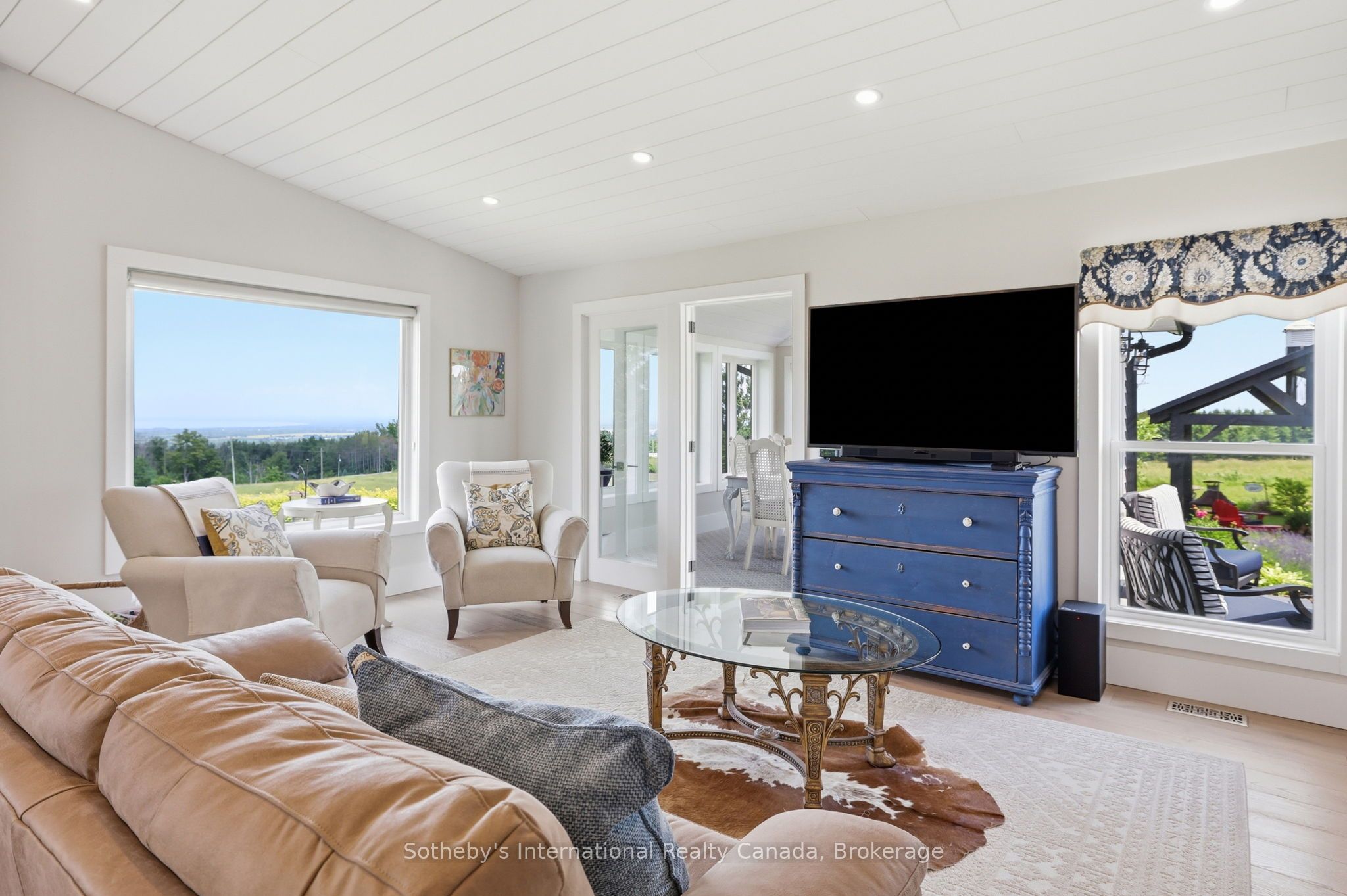 9263 91 County Road Property Photo 17
