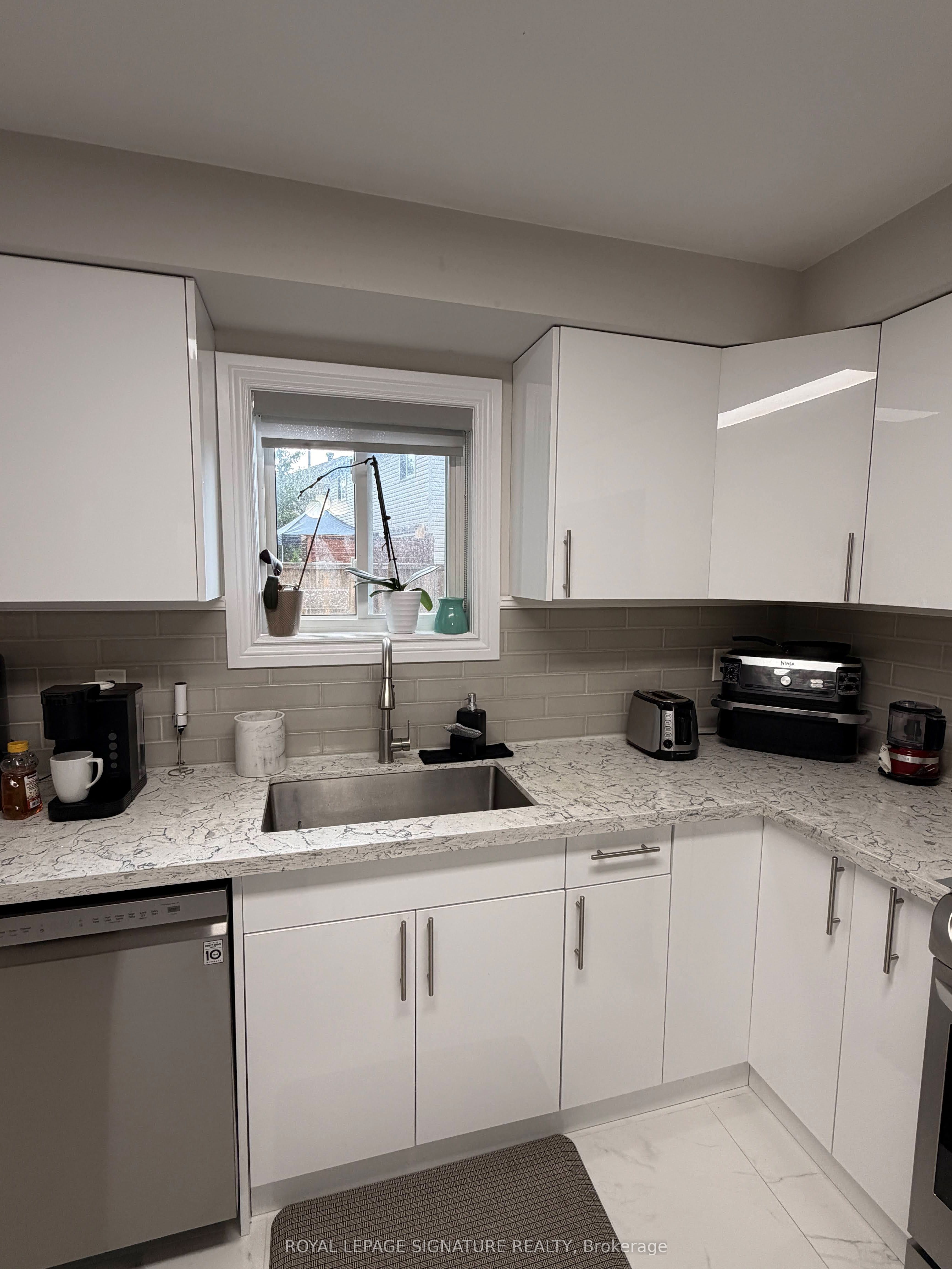 118 Athabaska Road Property Photo 8
