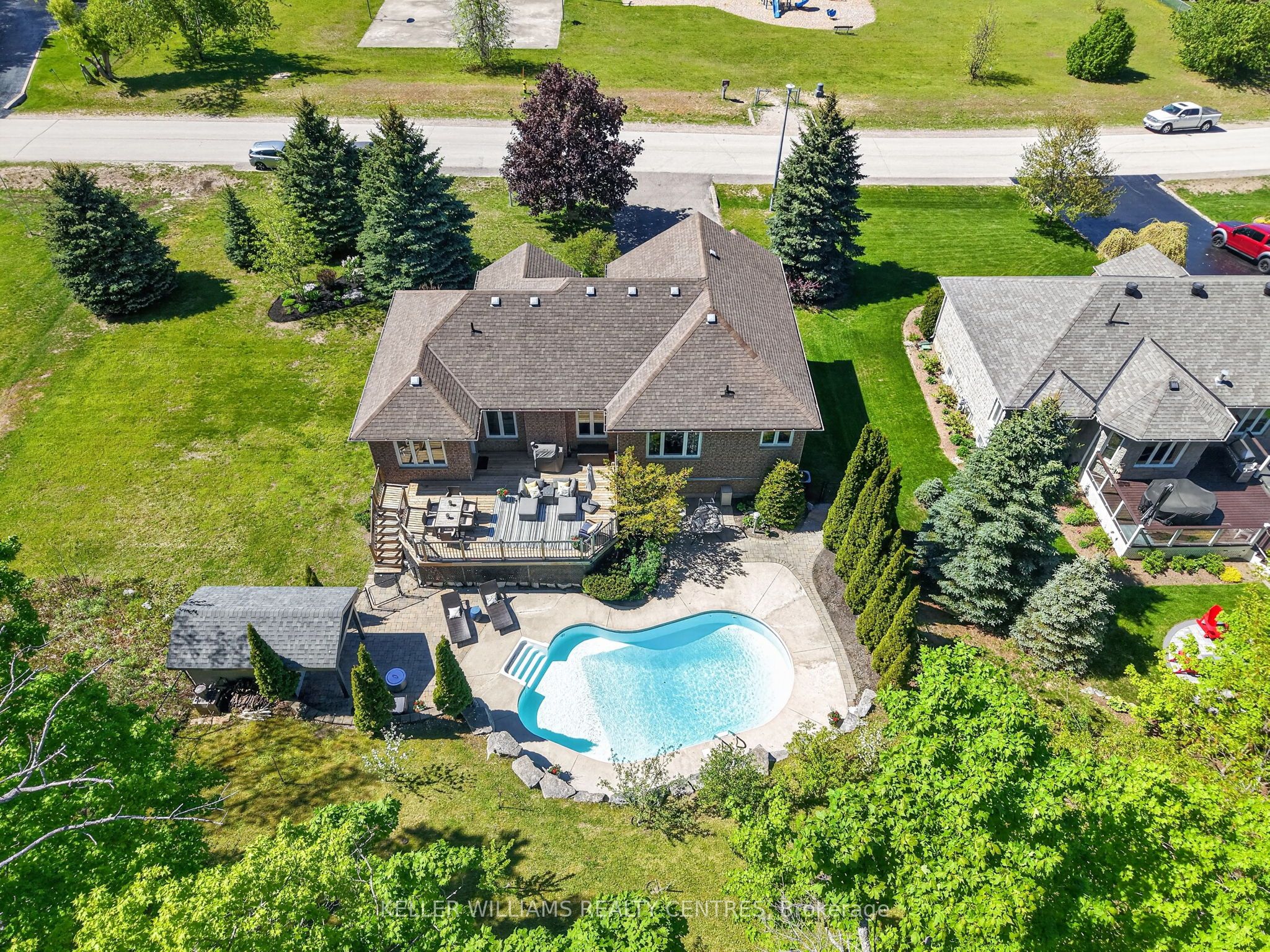 50 Glenhuron Drive Property Photo 3