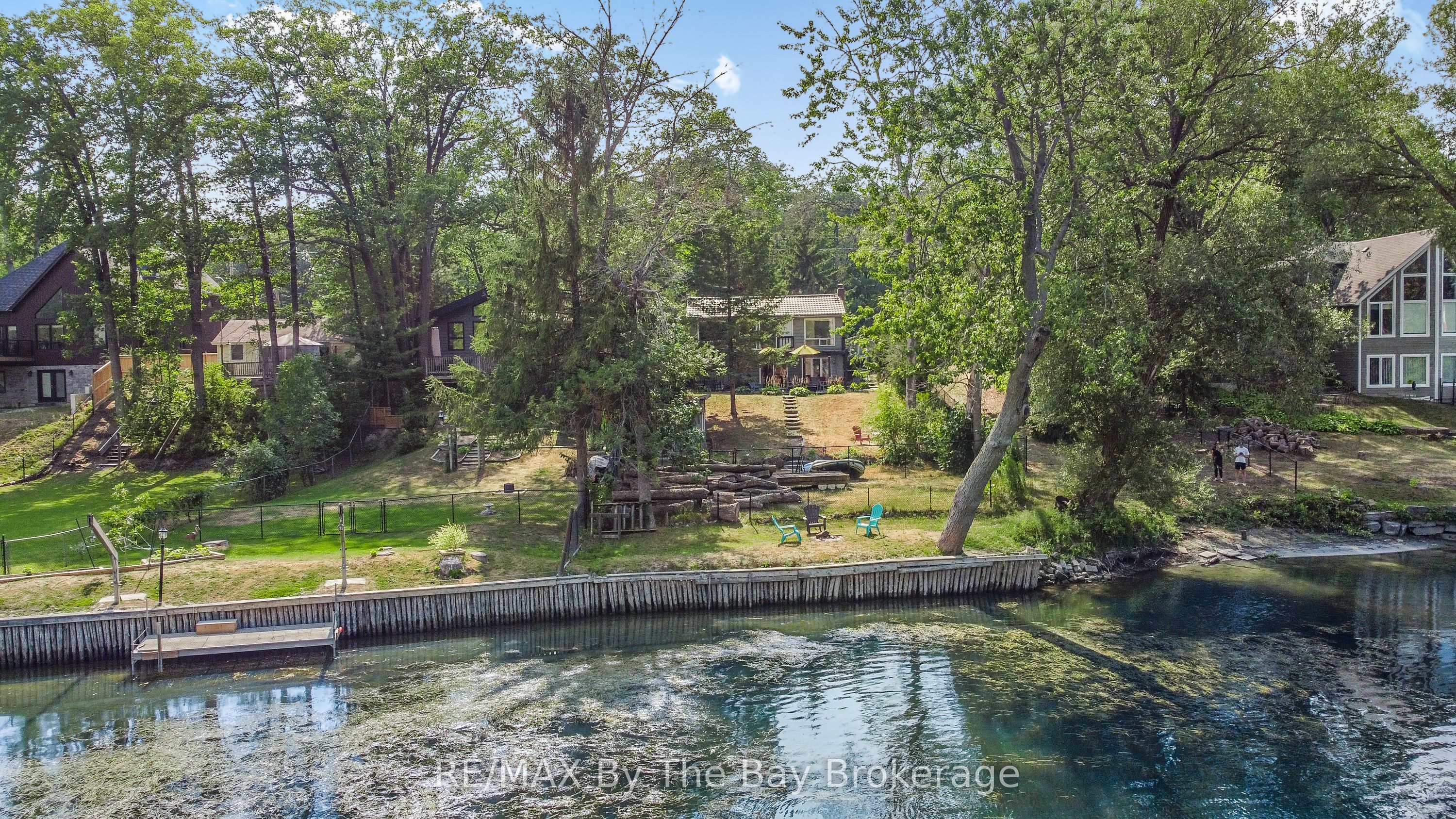103 Sunnidale Road S Property Photo 2