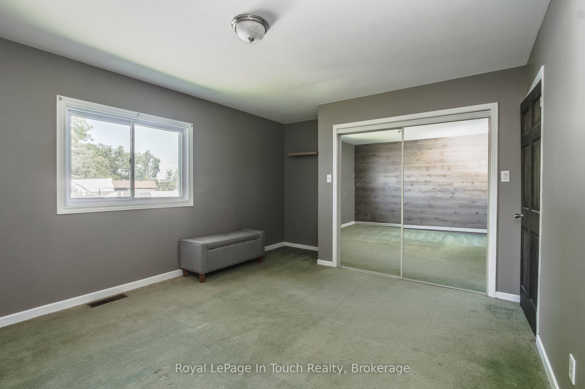 740 Balm Beach Road E Property Photo 21