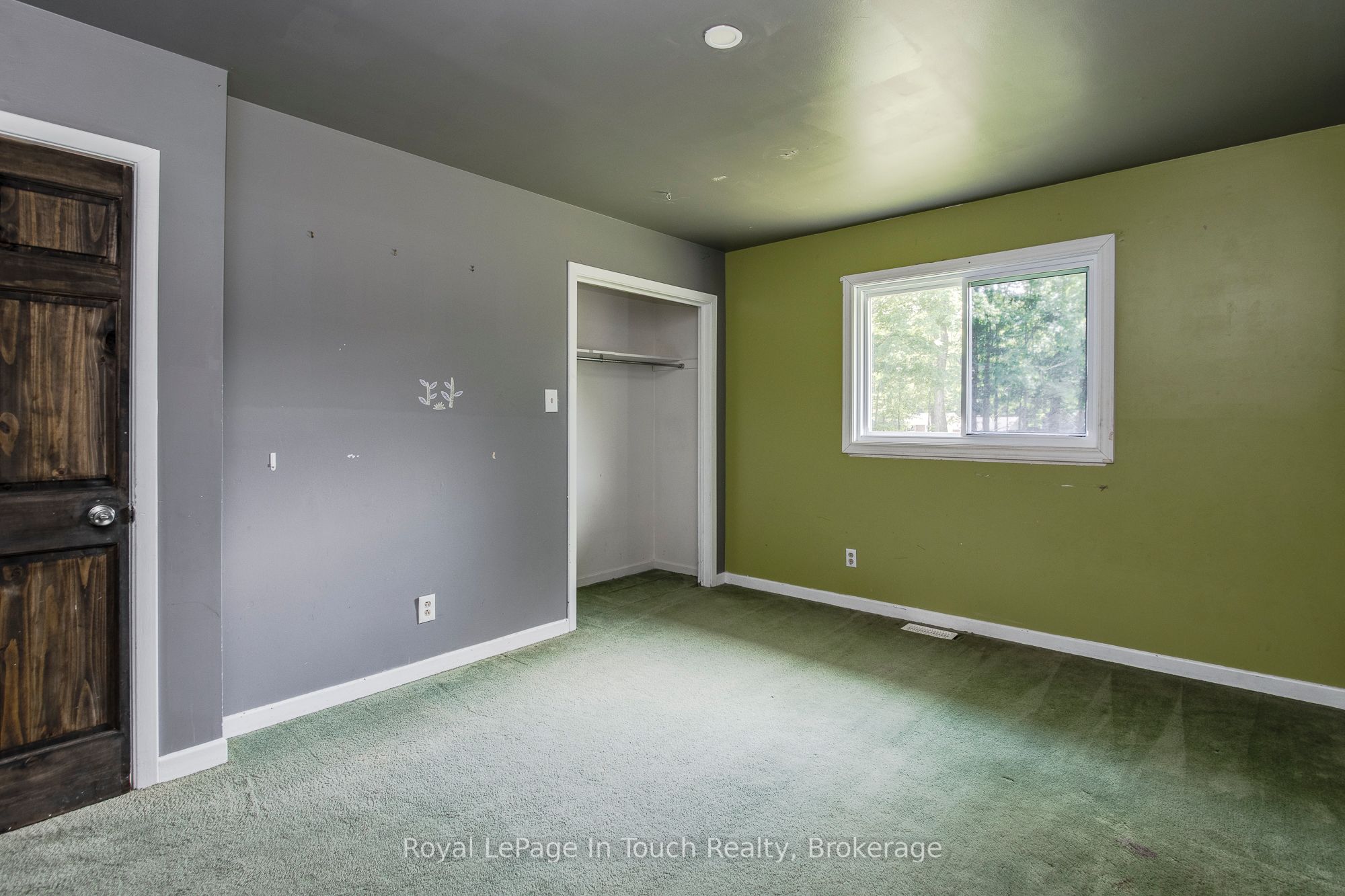 740 Balm Beach Road E Property Photo 22