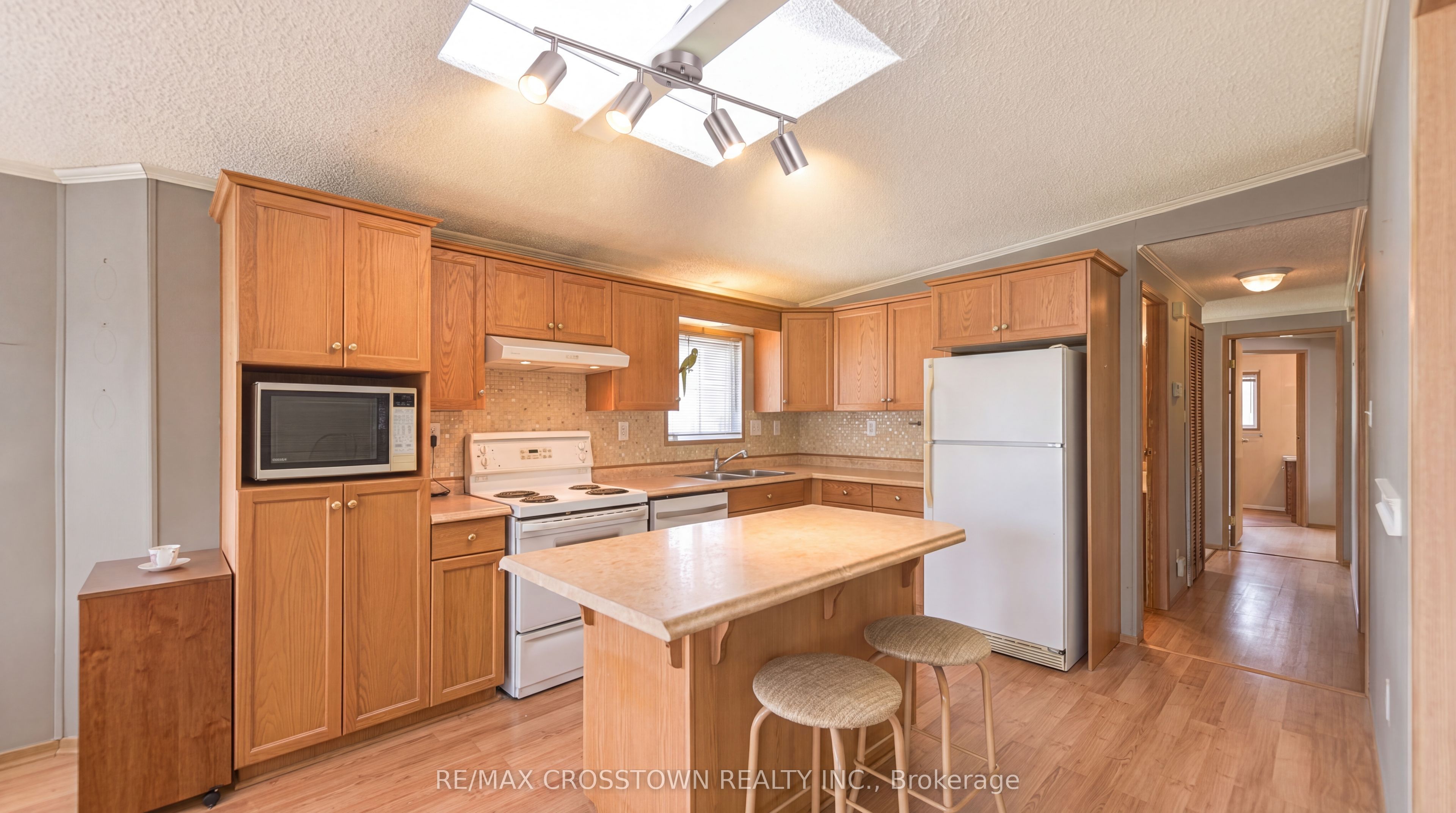 4101 Wesley Street Property Photo 9