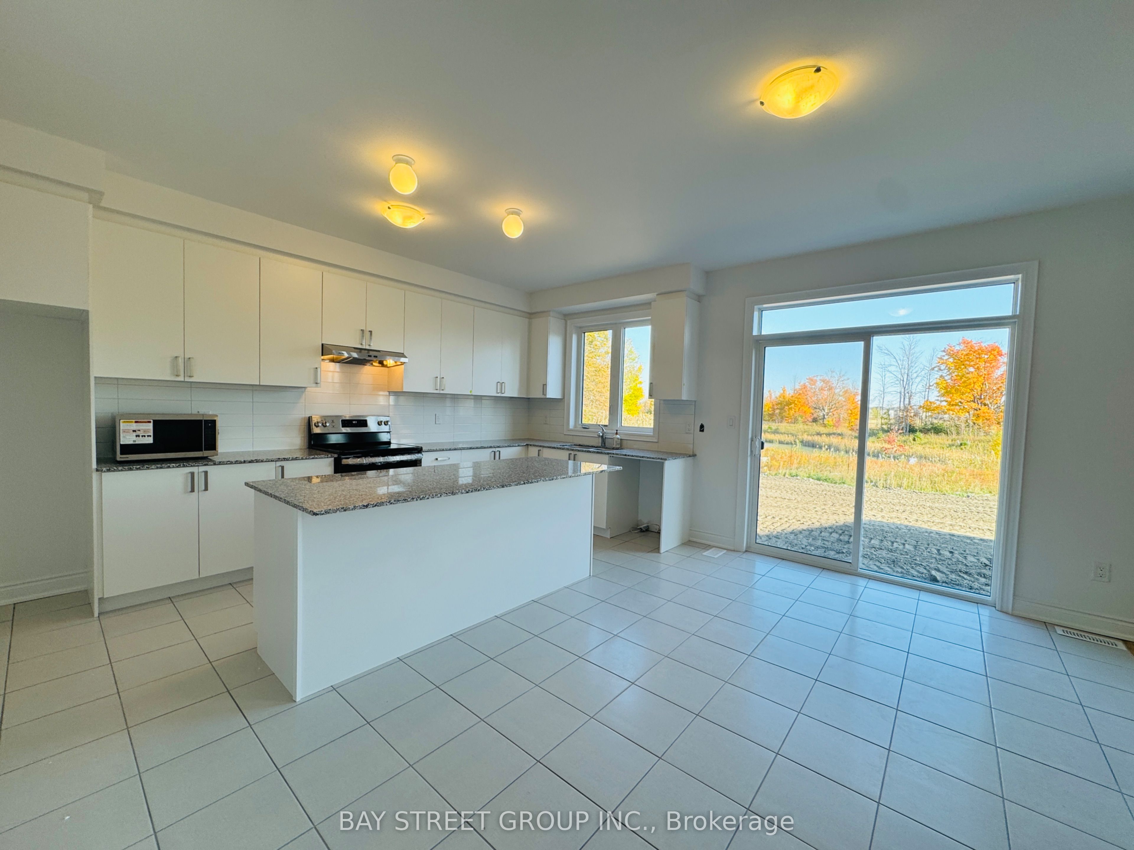 78 Sandhill Crane Drive Property Photo 4
