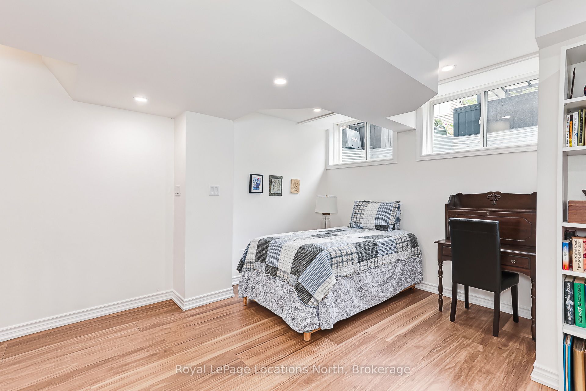 16 Greaves Avenue Property Photo 25