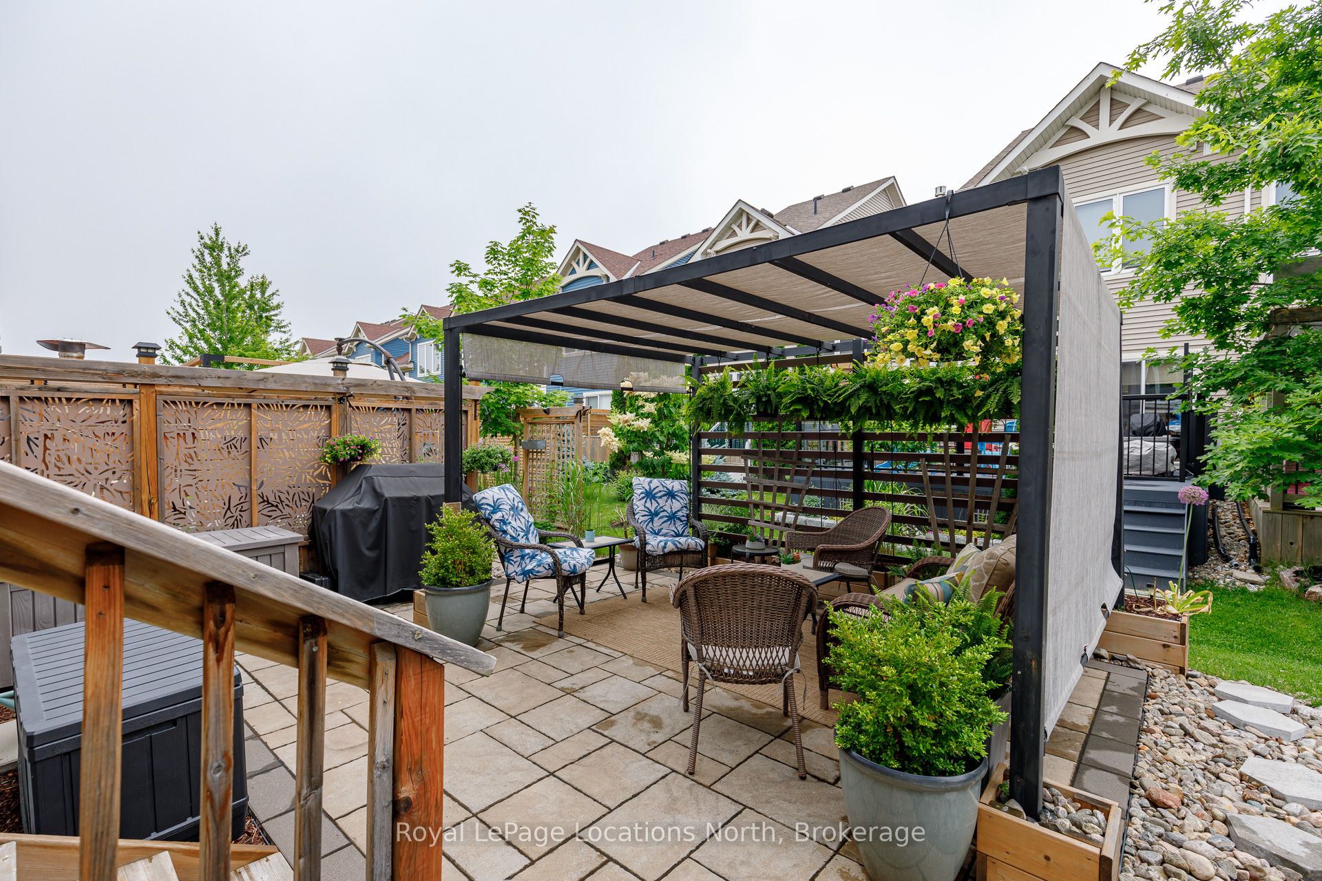 16 Greaves Avenue Property Photo 32