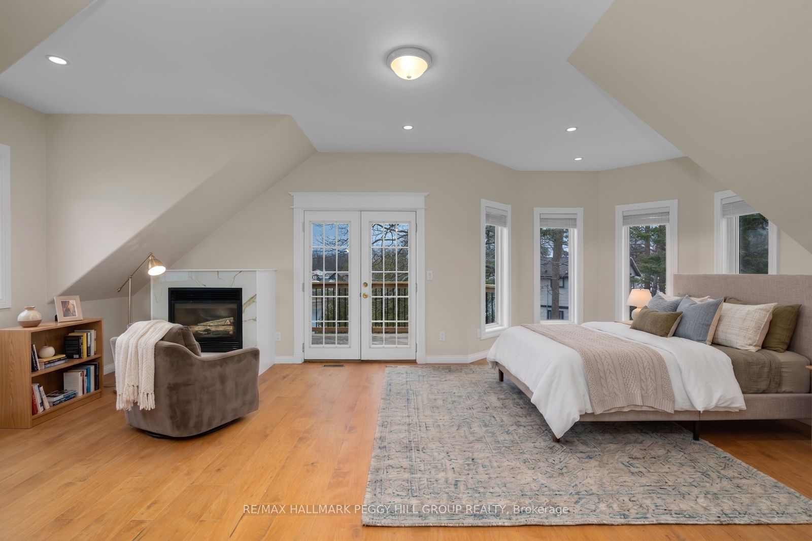 2026 River Road W Property Photo 10