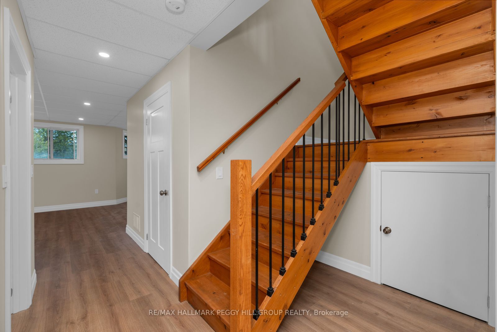 2026 River Road W Property Photo 15