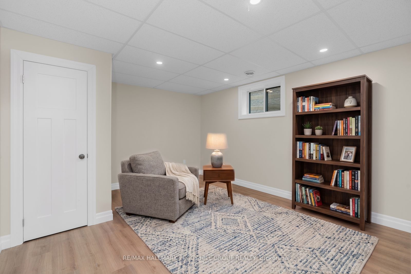2026 River Road W Property Photo 17