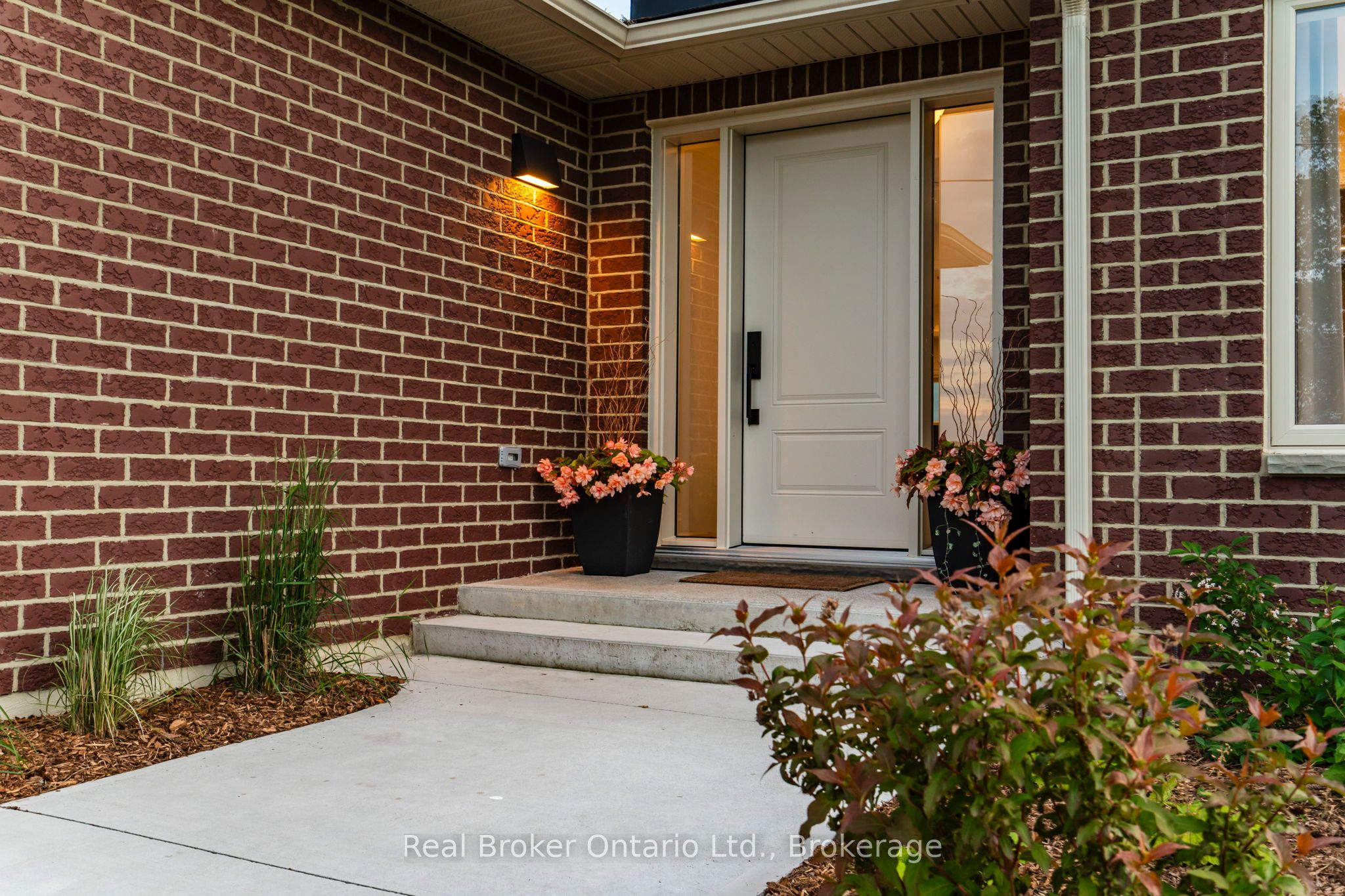 930 Marshall Road Property Photo 4