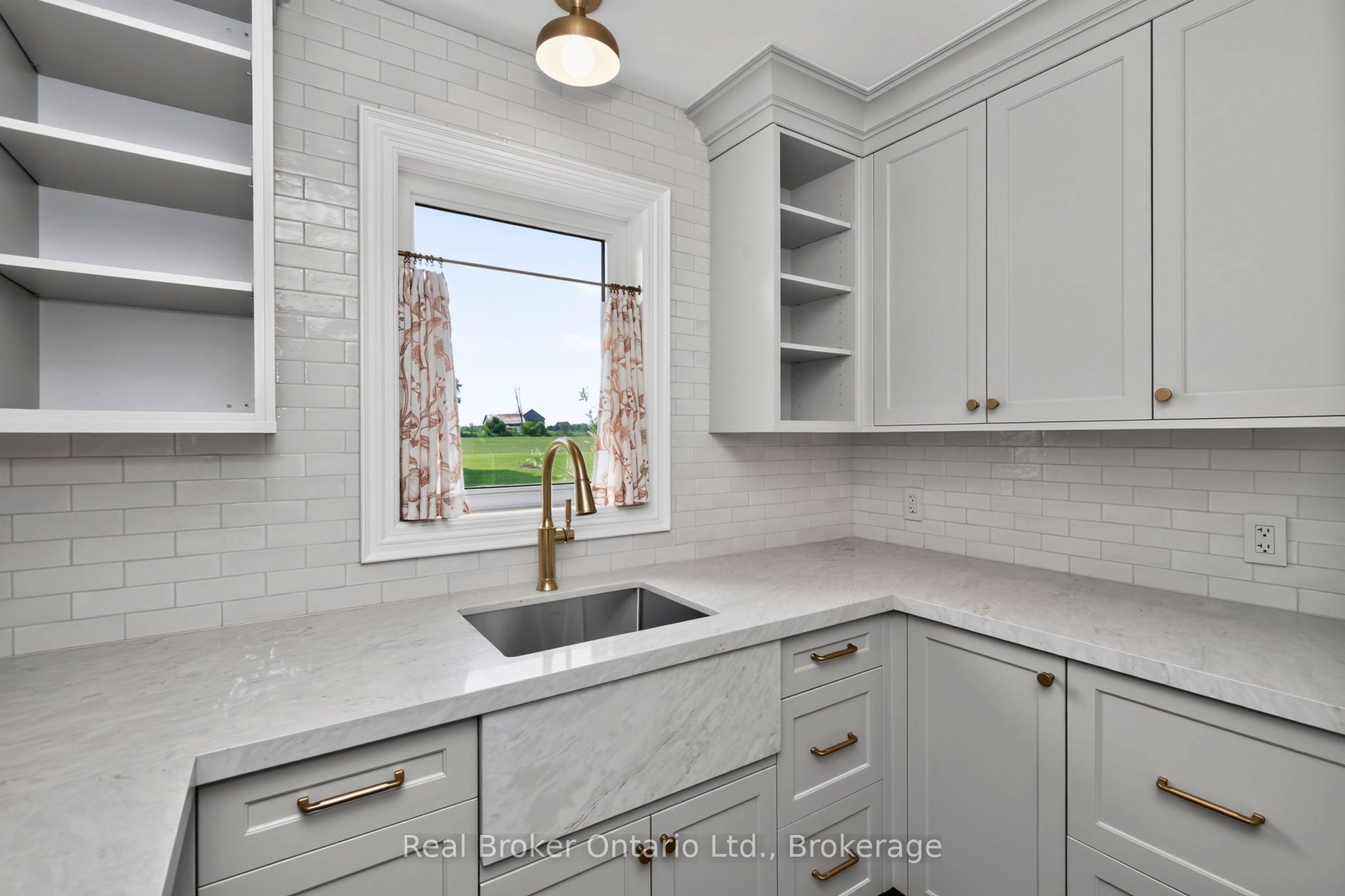930 Marshall Road Property Photo 12