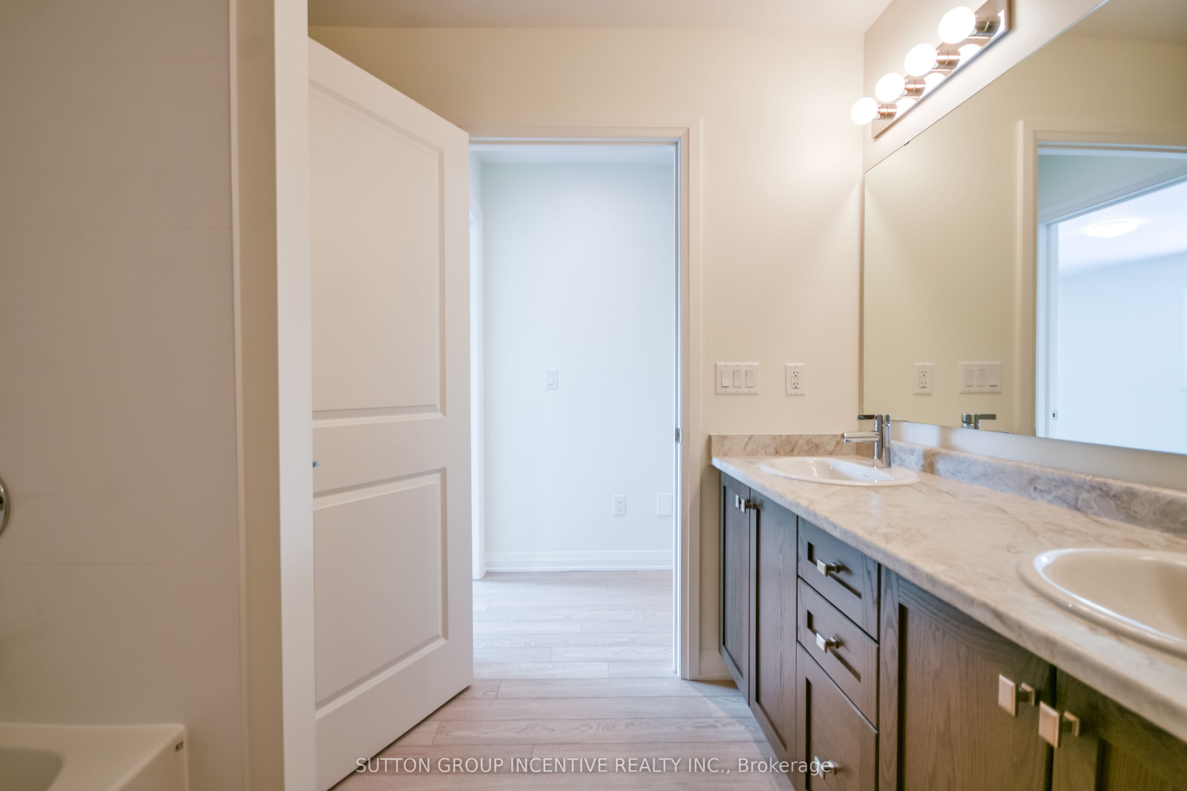 45 Harold Avenue Property Photo 29