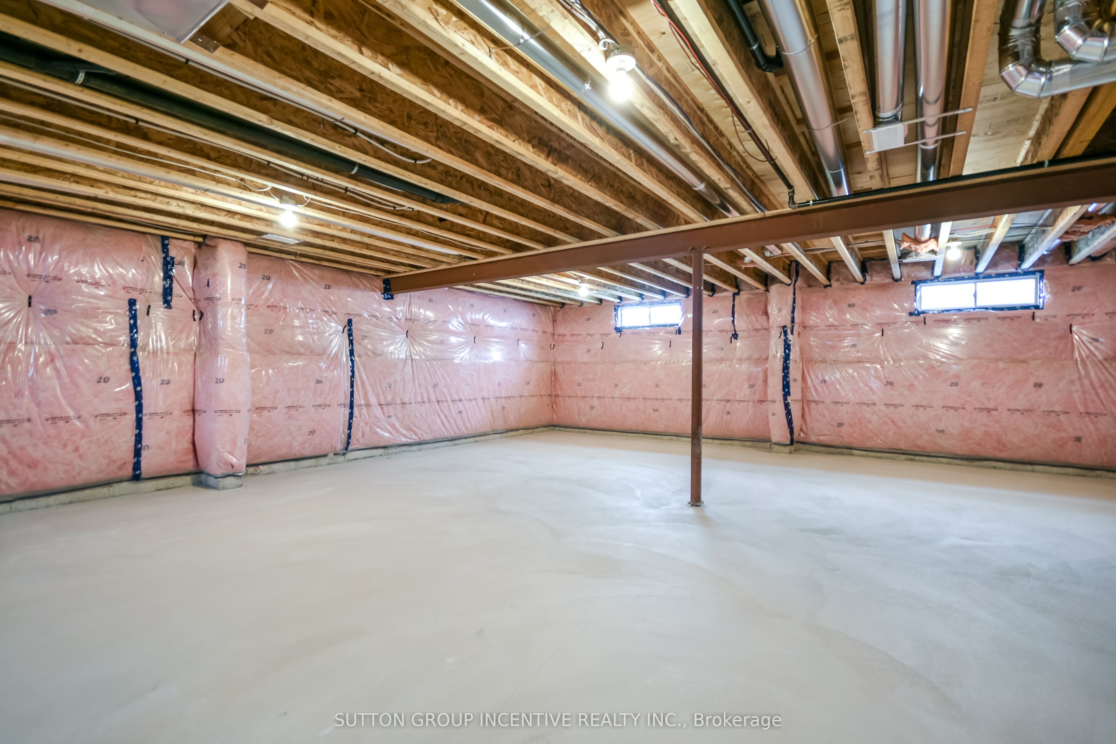 45 Harold Avenue Property Photo 42