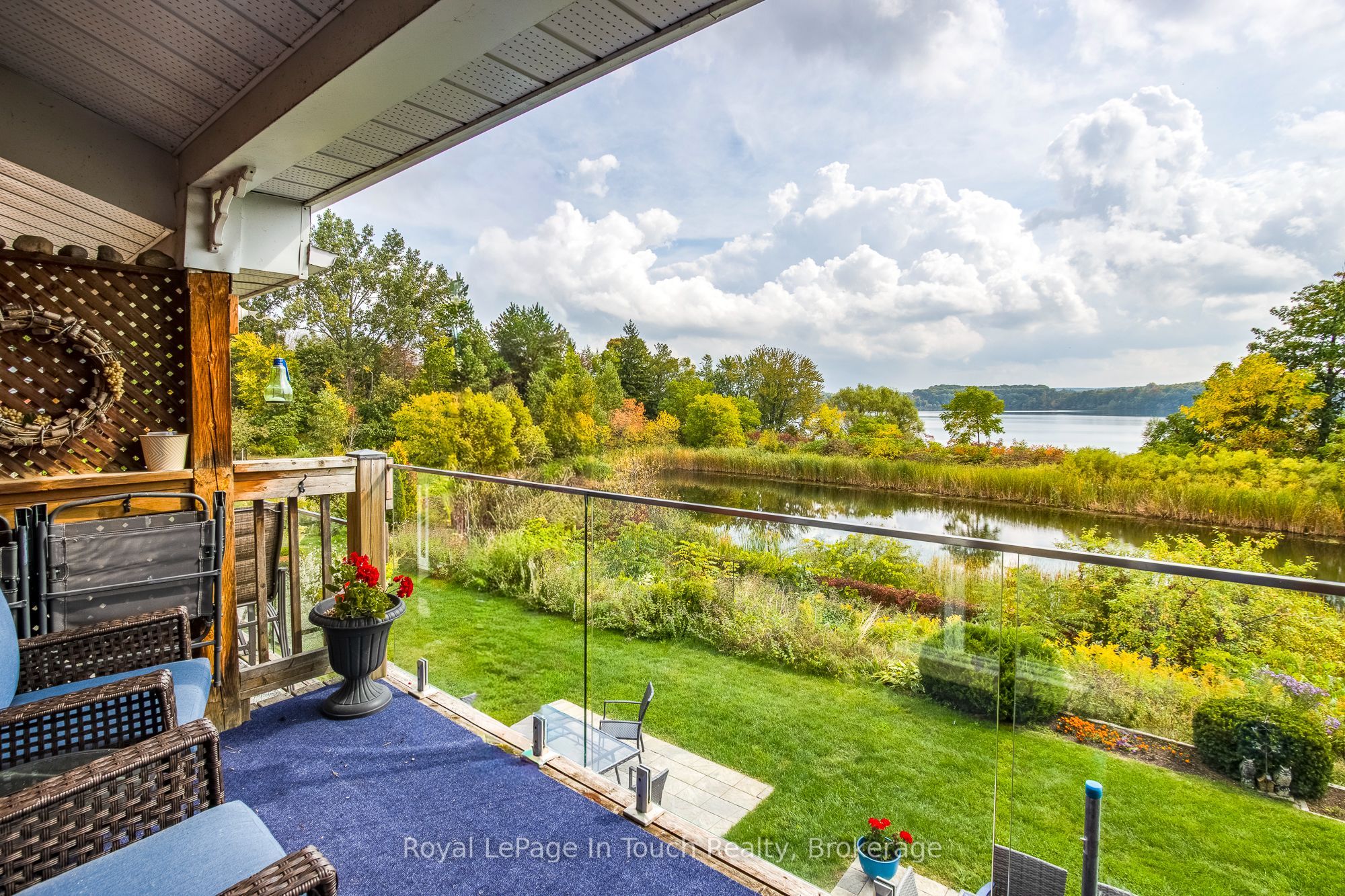 839 Sarah Boulevard Property Photo 4