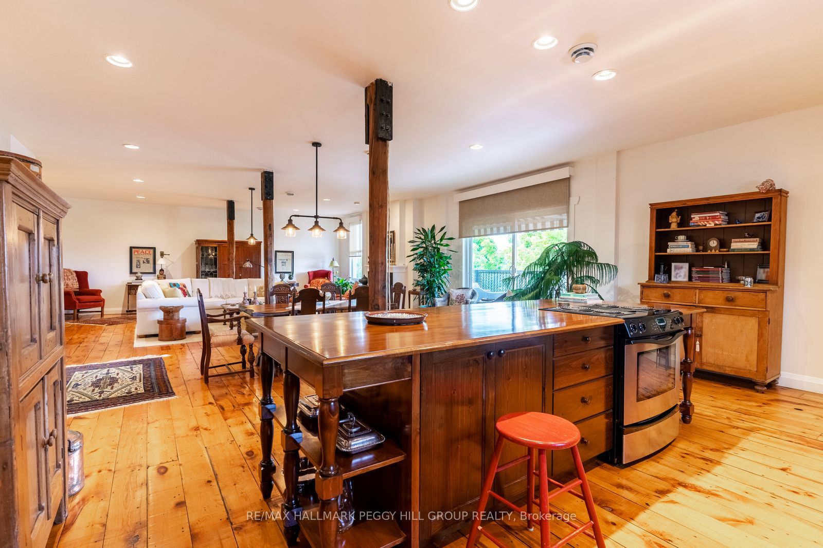 154 William Street Property Photo 10