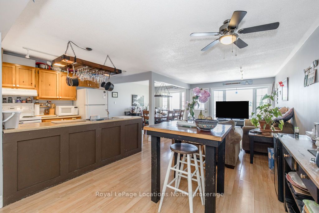2222 Shore Lane Property Photo 14