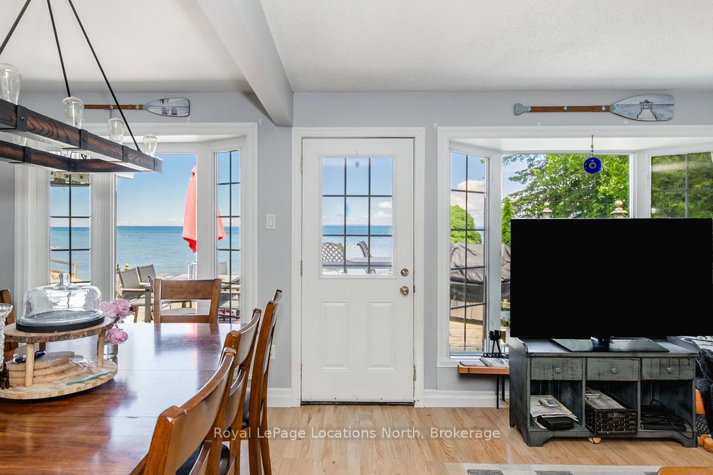 2222 Shore Lane Property Photo 16