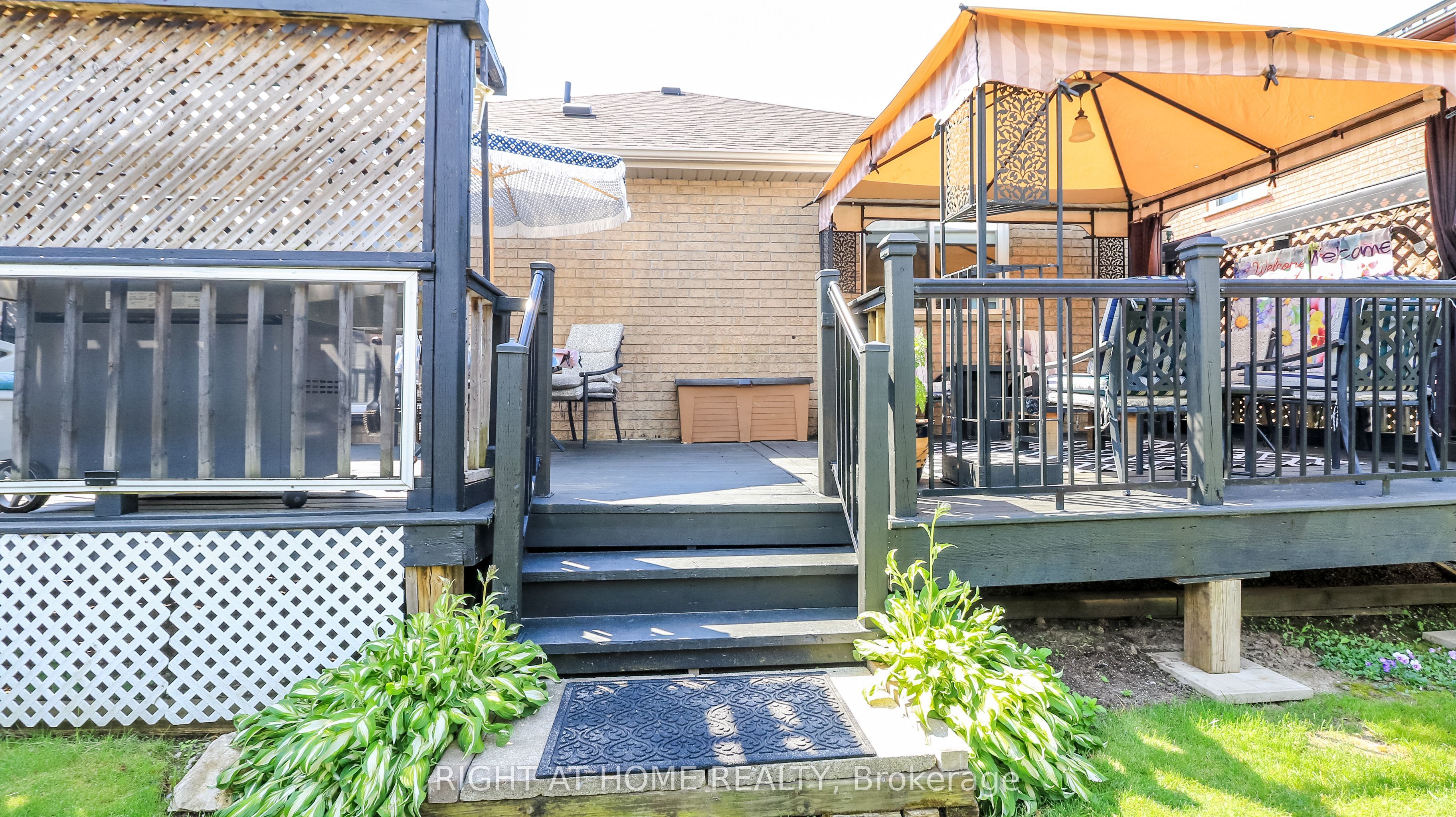 36 Benjamin Lane Property Photo 12