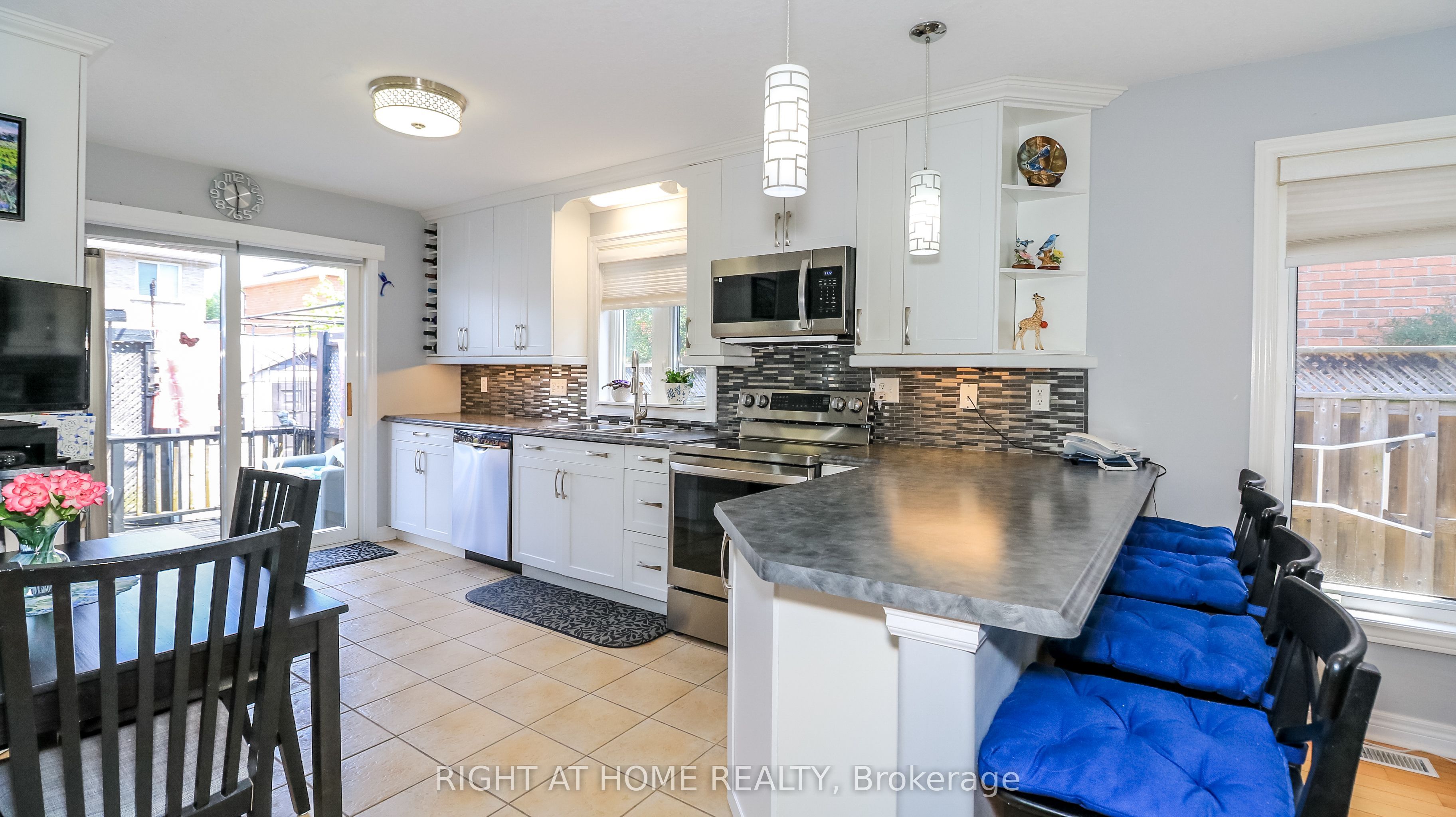 36 Benjamin Lane Property Photo 22