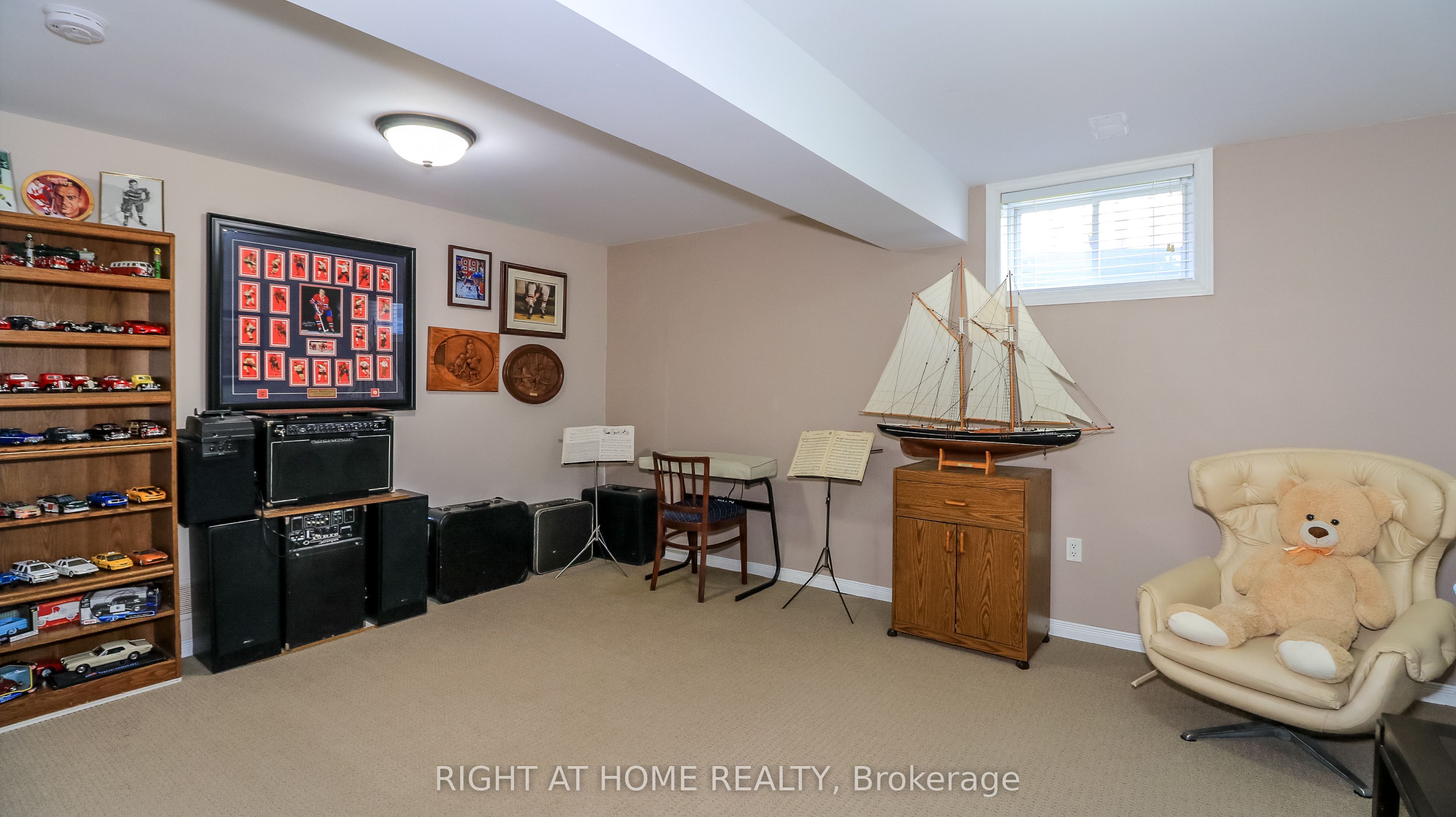 36 Benjamin Lane Property Photo 38