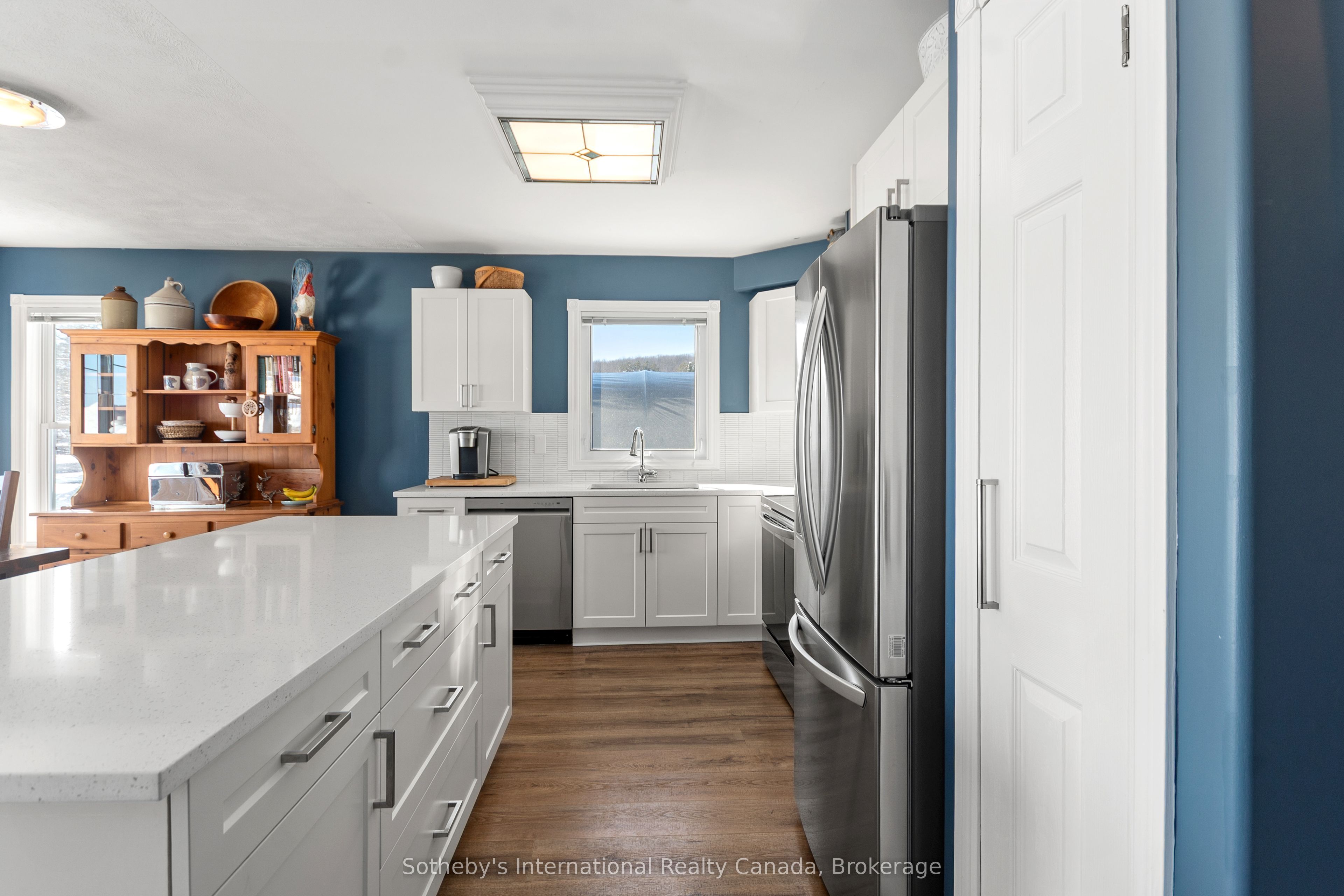 604 Champlain Road Property Photo 10