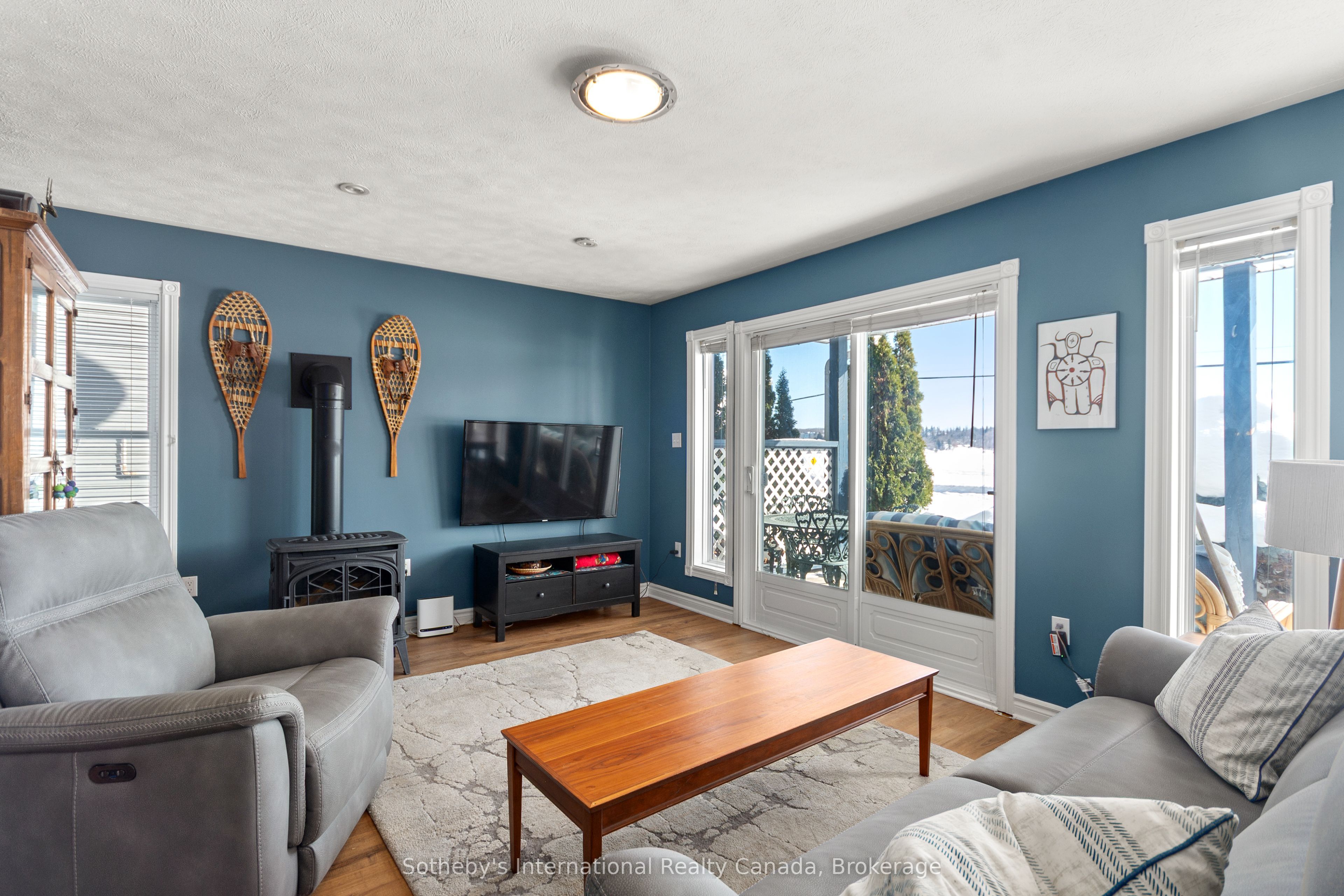 604 Champlain Road Property Photo 12