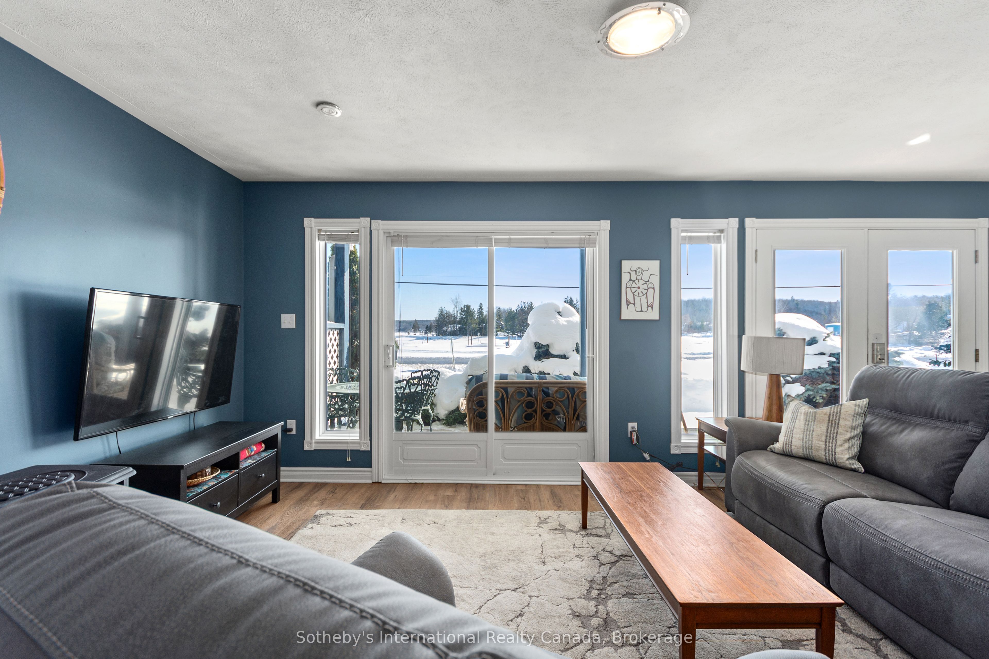 604 Champlain Road Property Photo 13