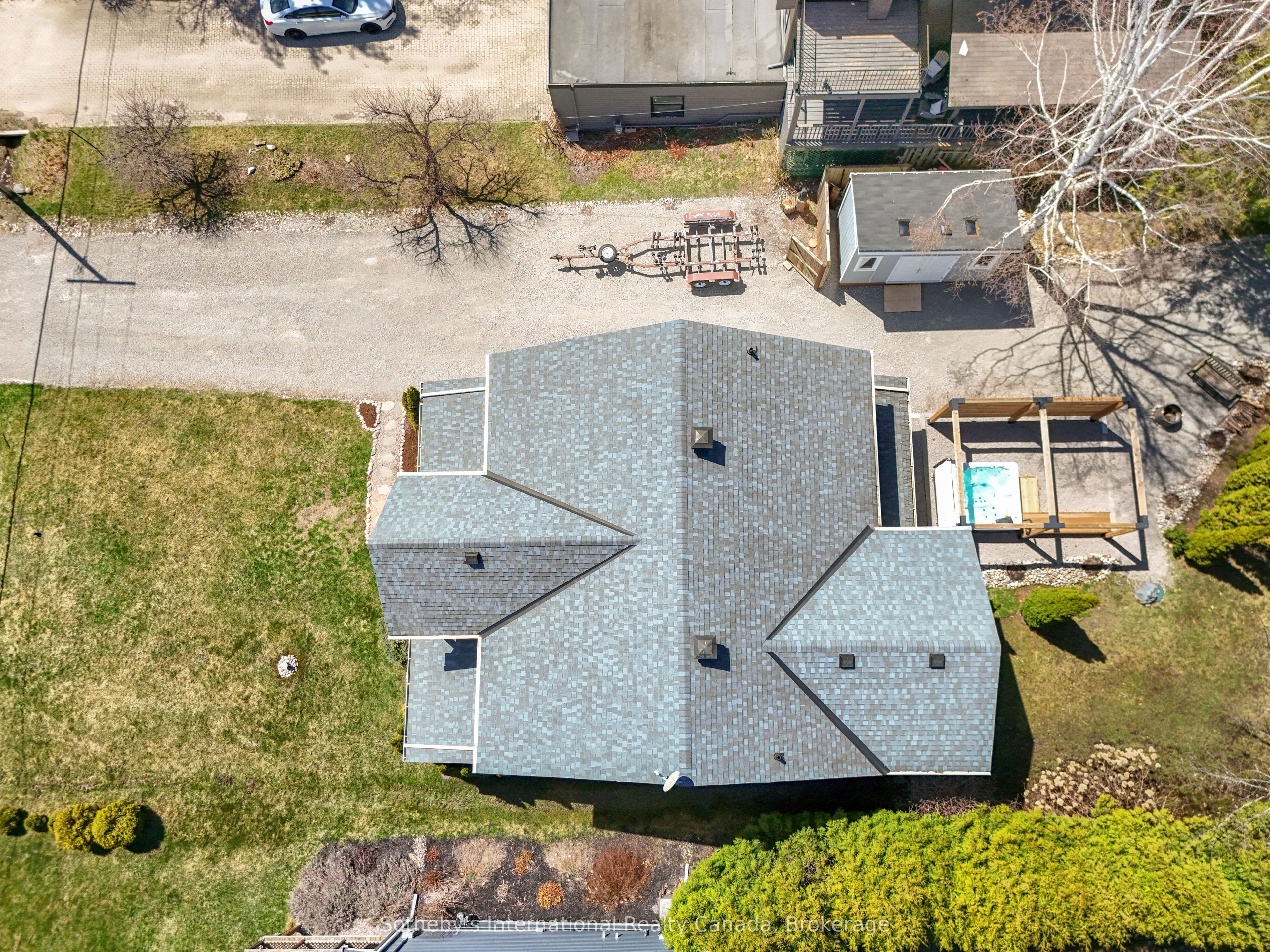 604 Champlain Road Property Photo 46