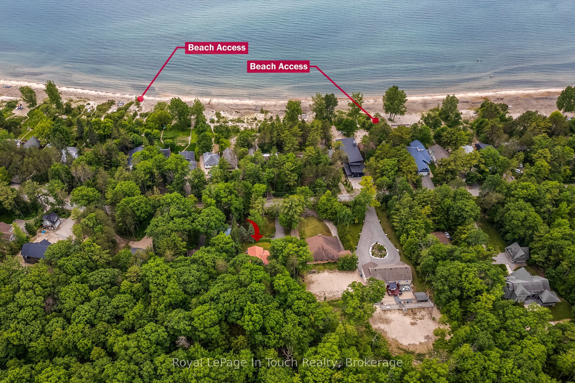 487 Tiny Beaches Road S Property Photo 2