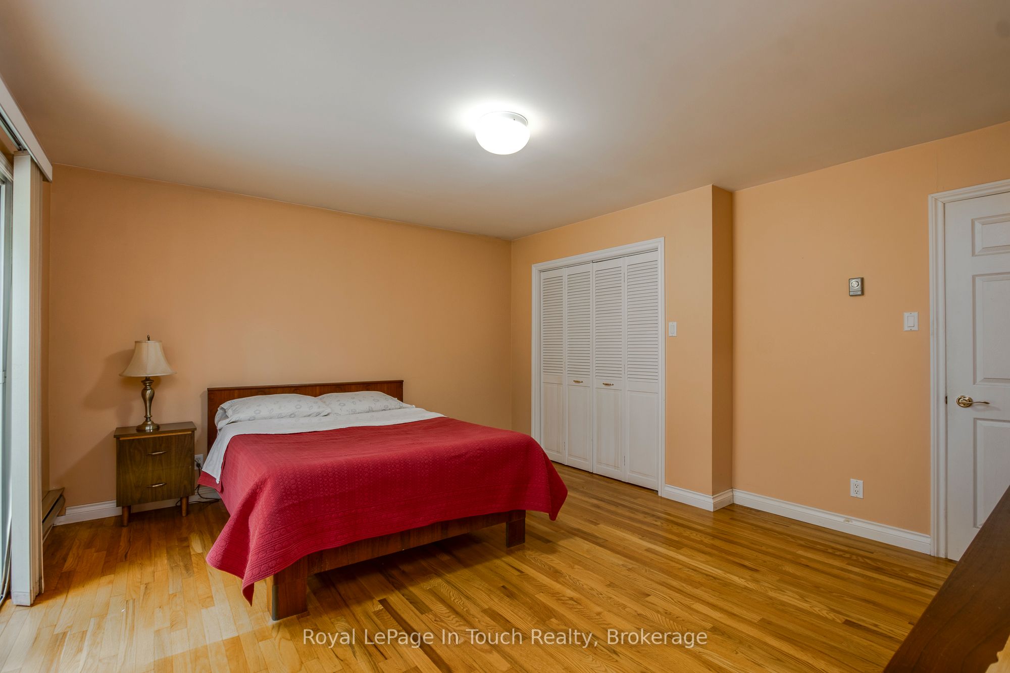 487 Tiny Beaches Road S Property Photo 17