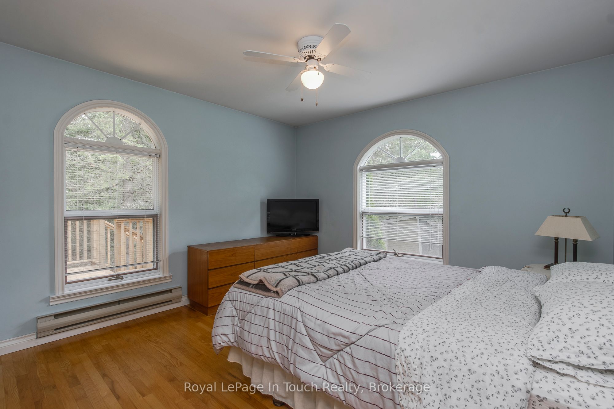 487 Tiny Beaches Road S Property Photo 21