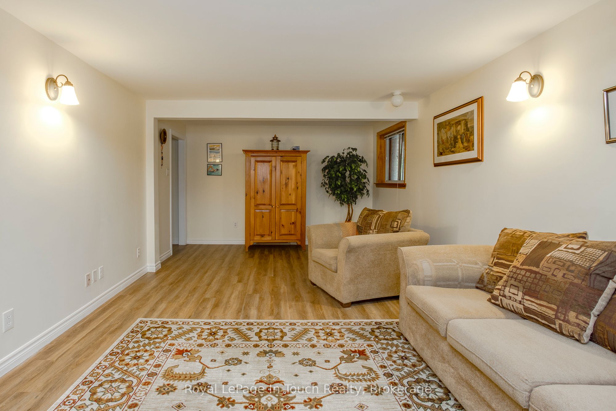 487 Tiny Beaches Road S Property Photo 27