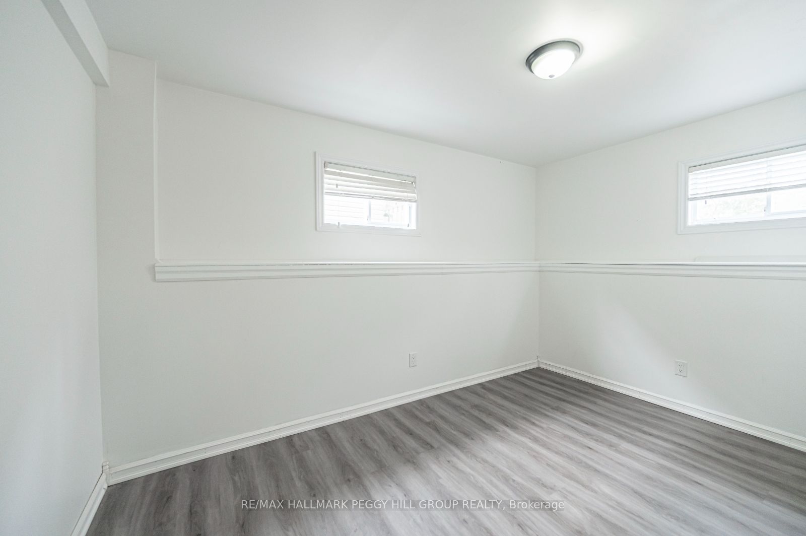 32 54th Street S Lower Property Photo 9