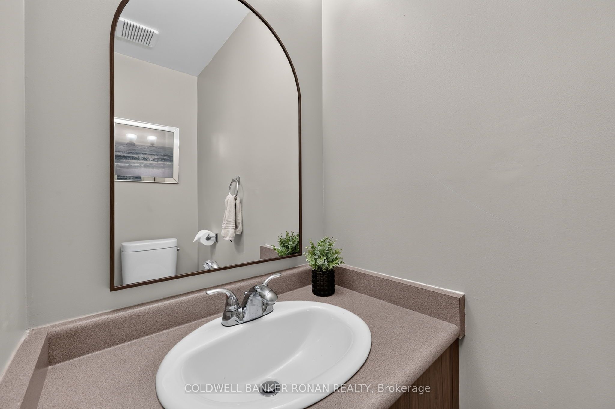 35 Farmstead Crescent Property Photo 19