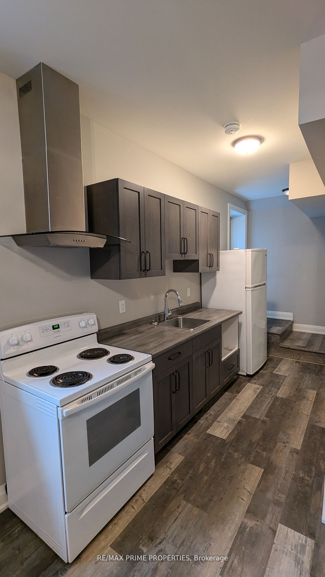 88c Clapperton Street Property Photo 15