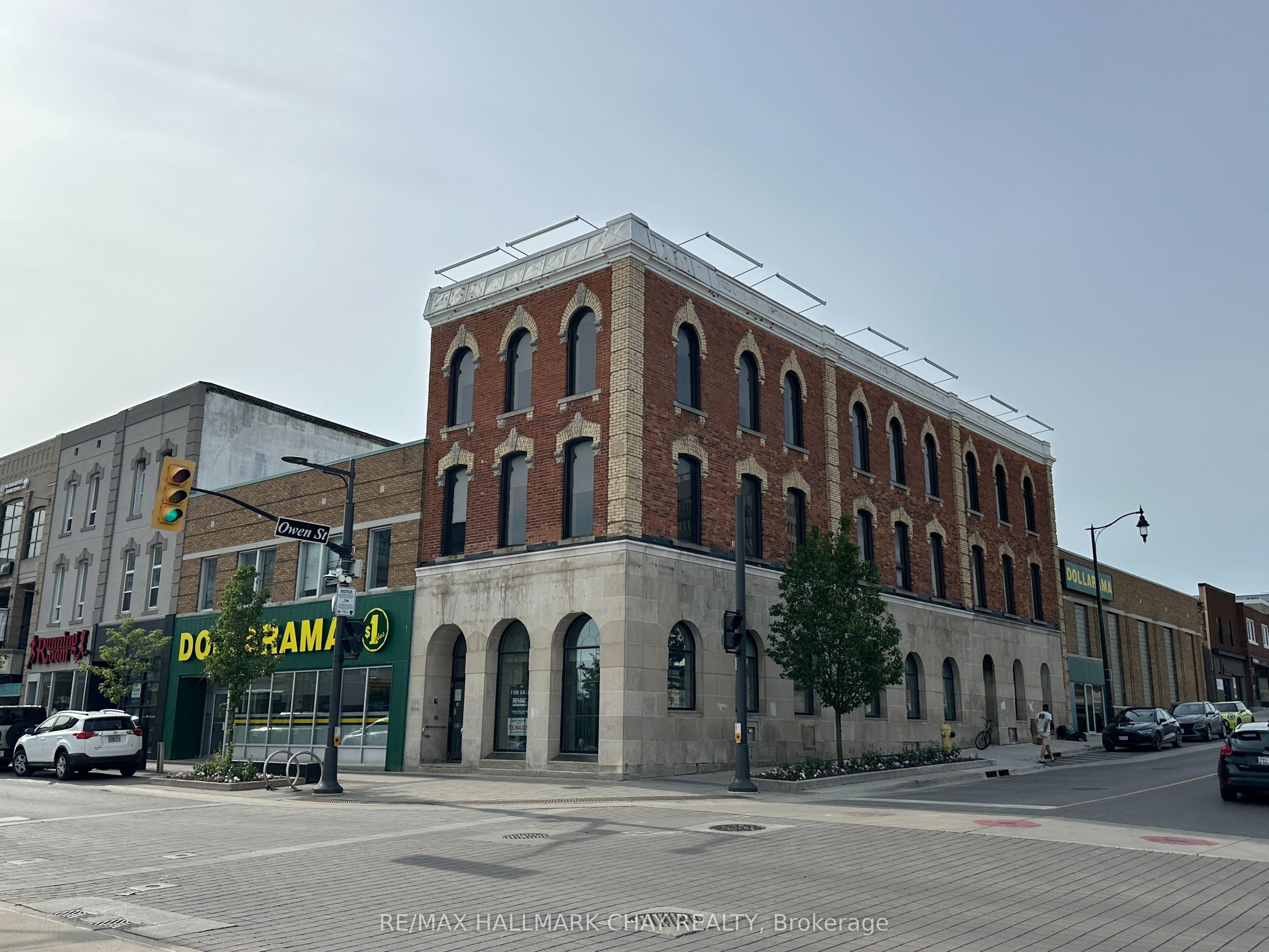 64 Dunlop Street E Property Photo 1